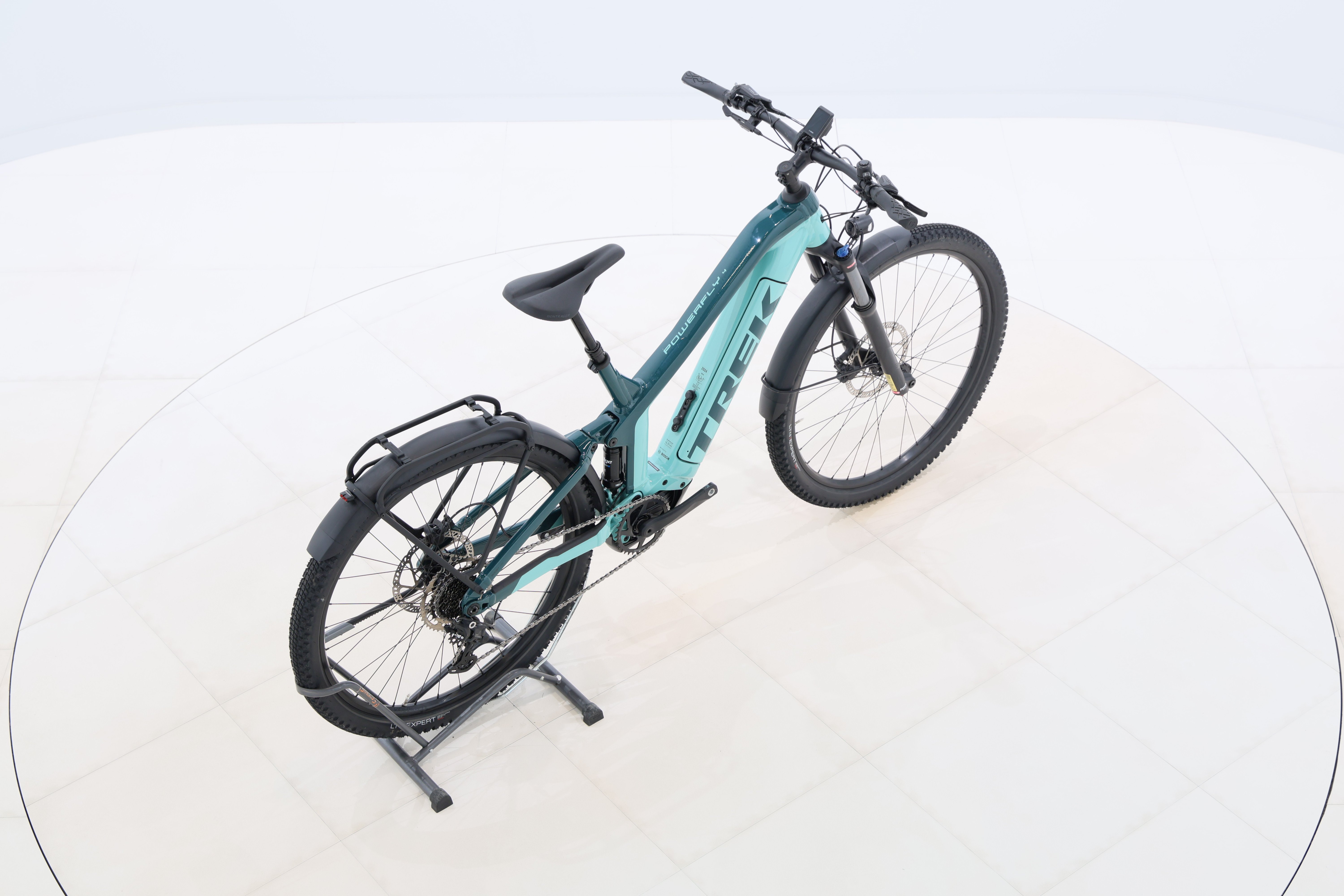 a021be83-0db6-485b-bbf0-4320f7e71493