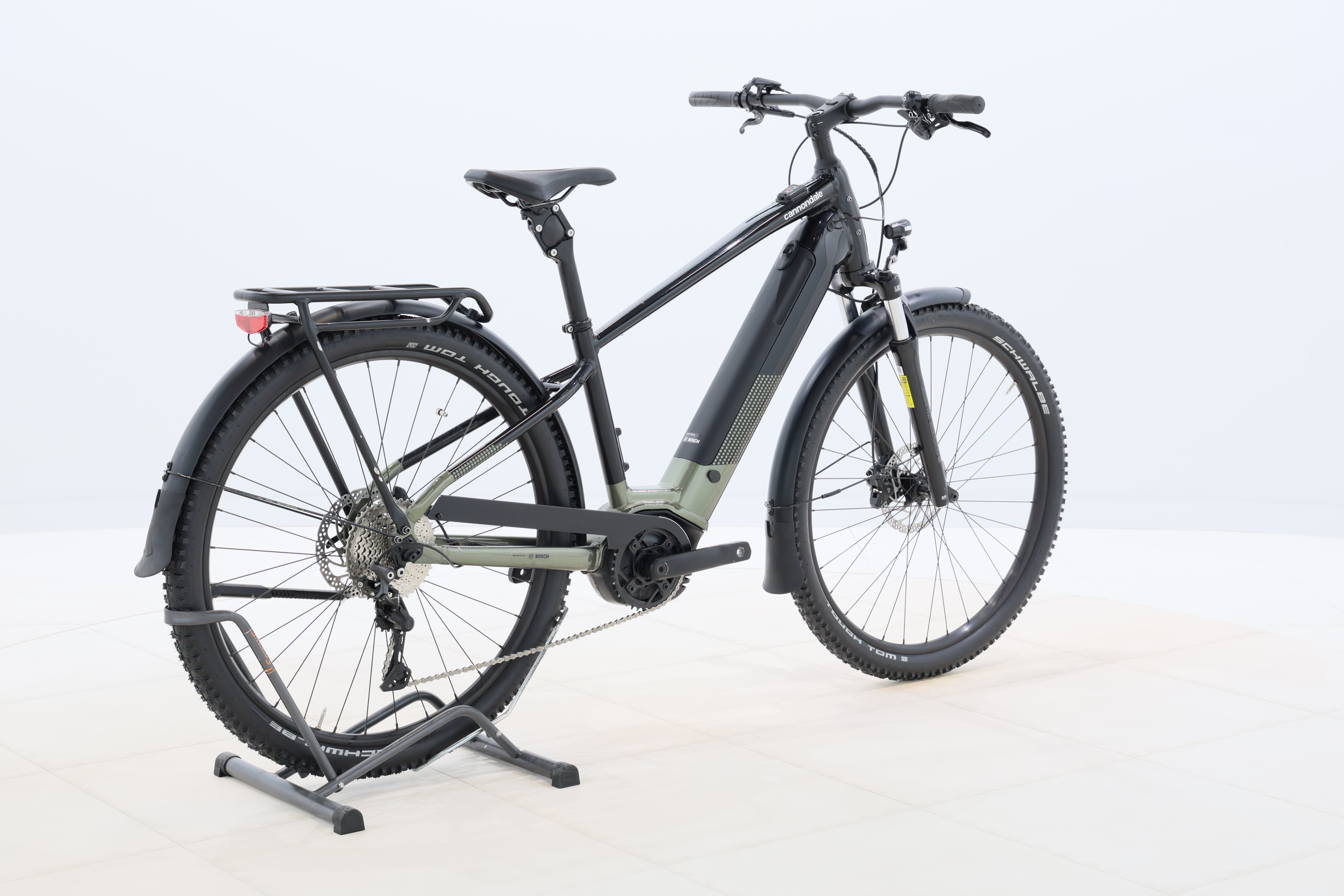 c117b9e8-2400-41b6-89eb-129656d961c9