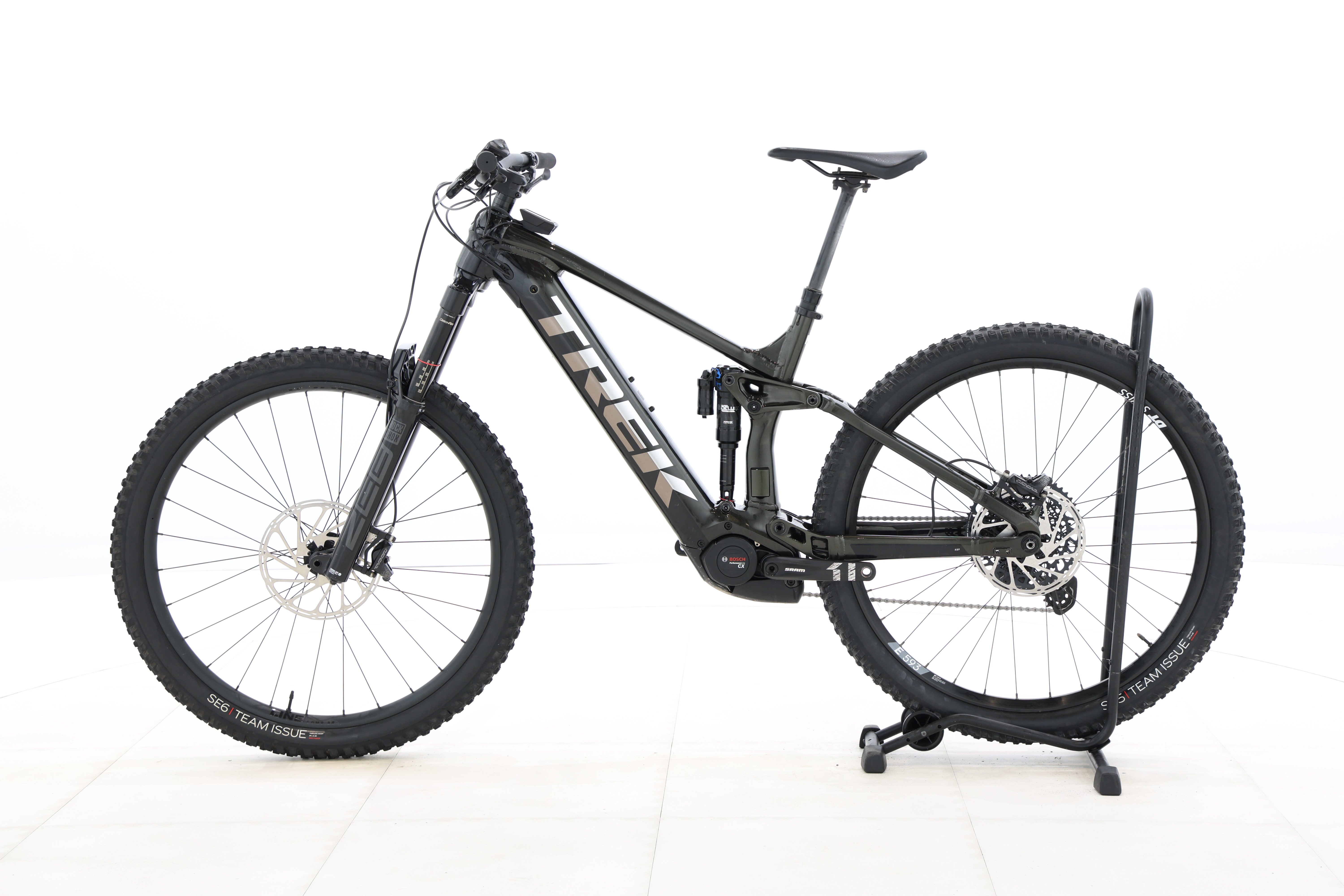 27568f8d-77db-4c4e-9aec-1f4073b90c05