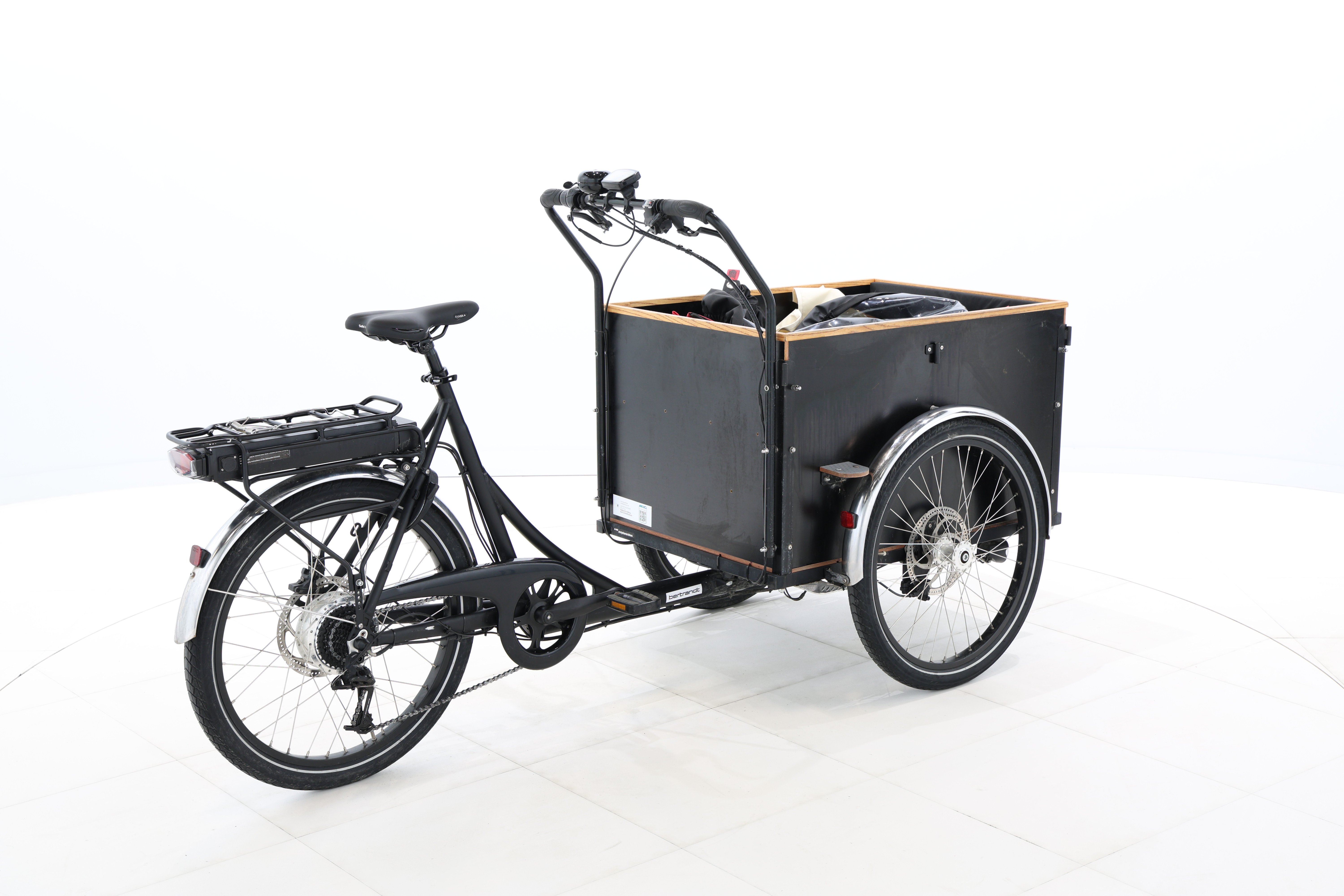 74752428-f3b1-4010-bee9-a2be63158de7