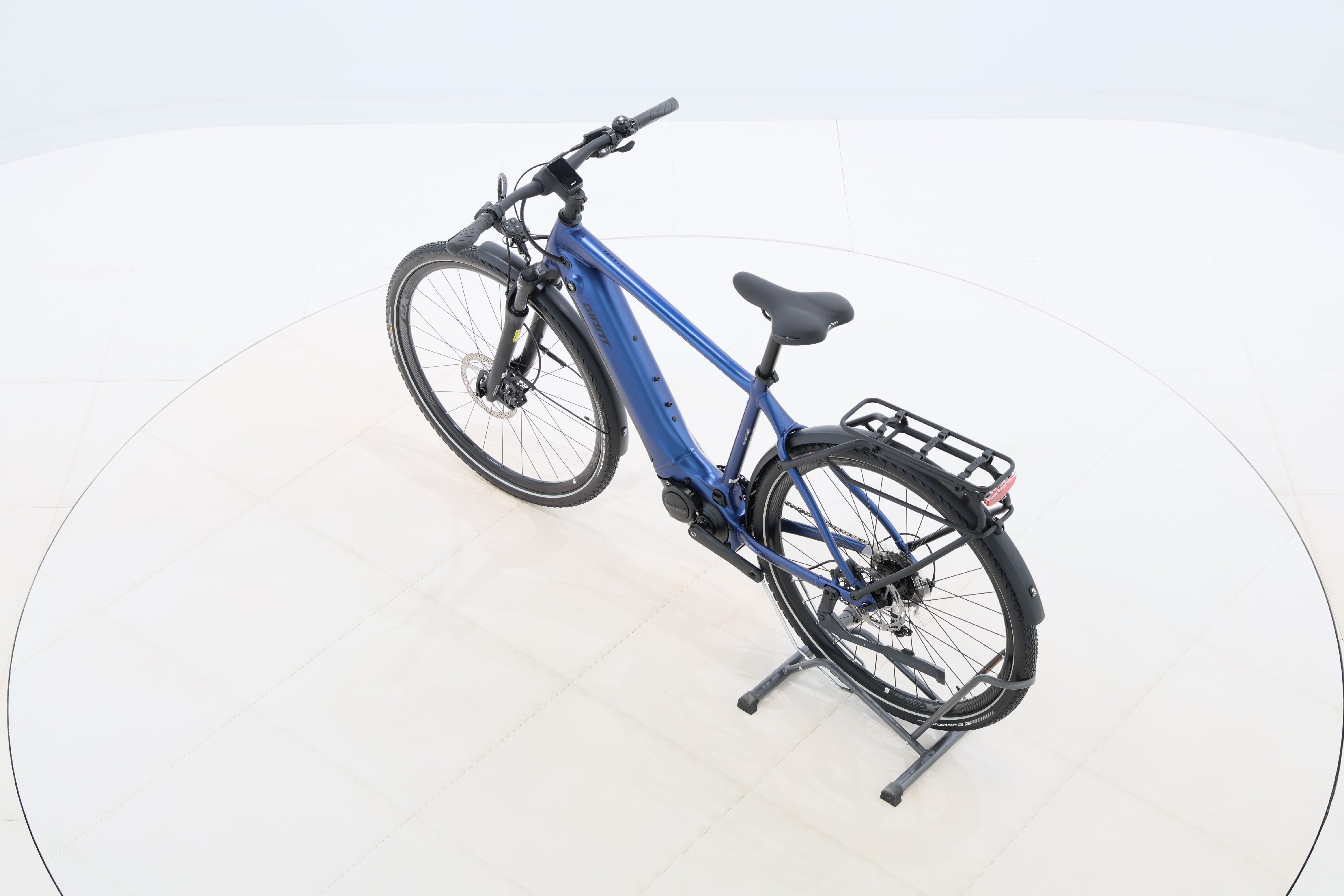 fe5aabfd-f923-4043-bbac-9218f6b0140b