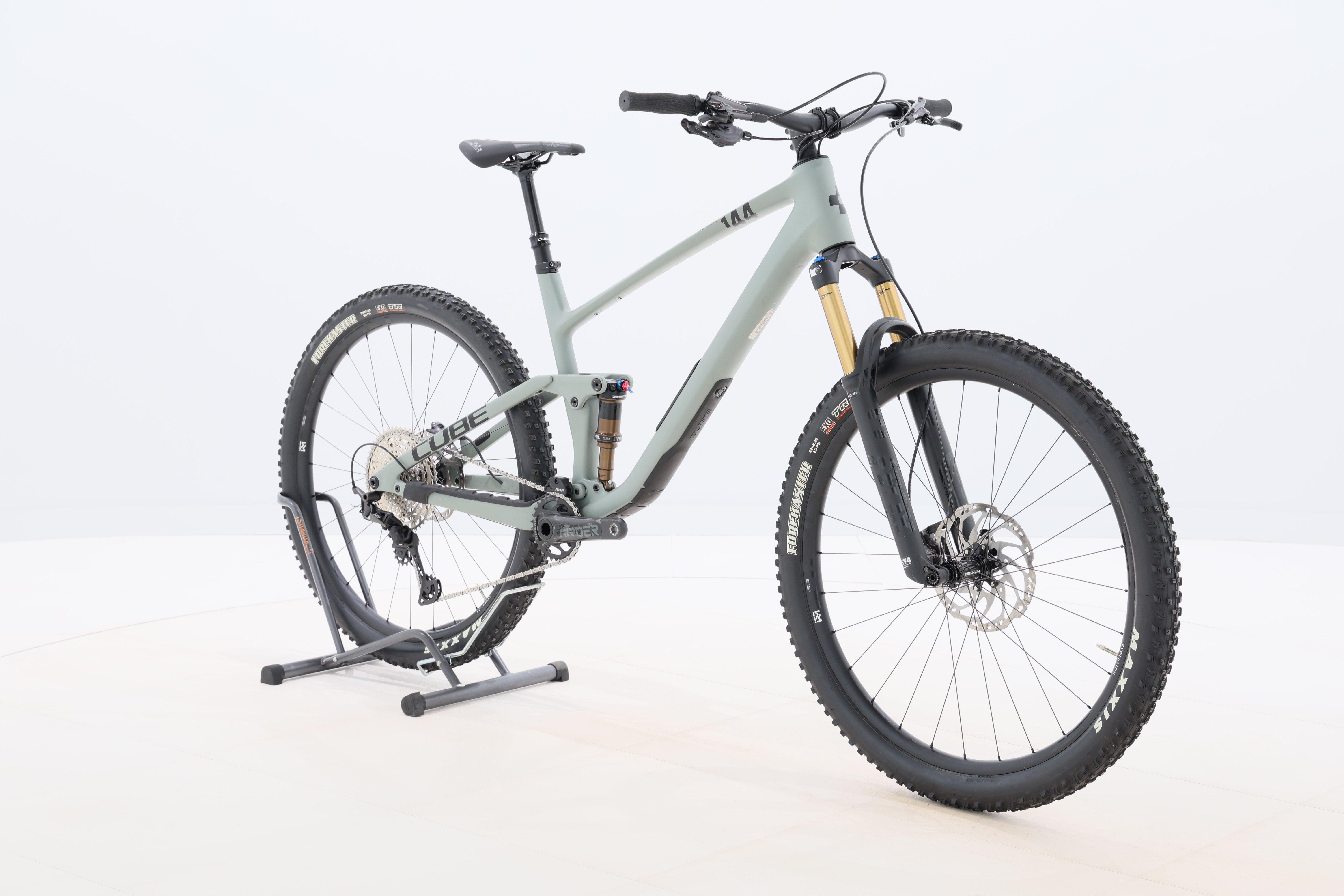 28a0a438-68ba-46da-9417-432d8bbe2371