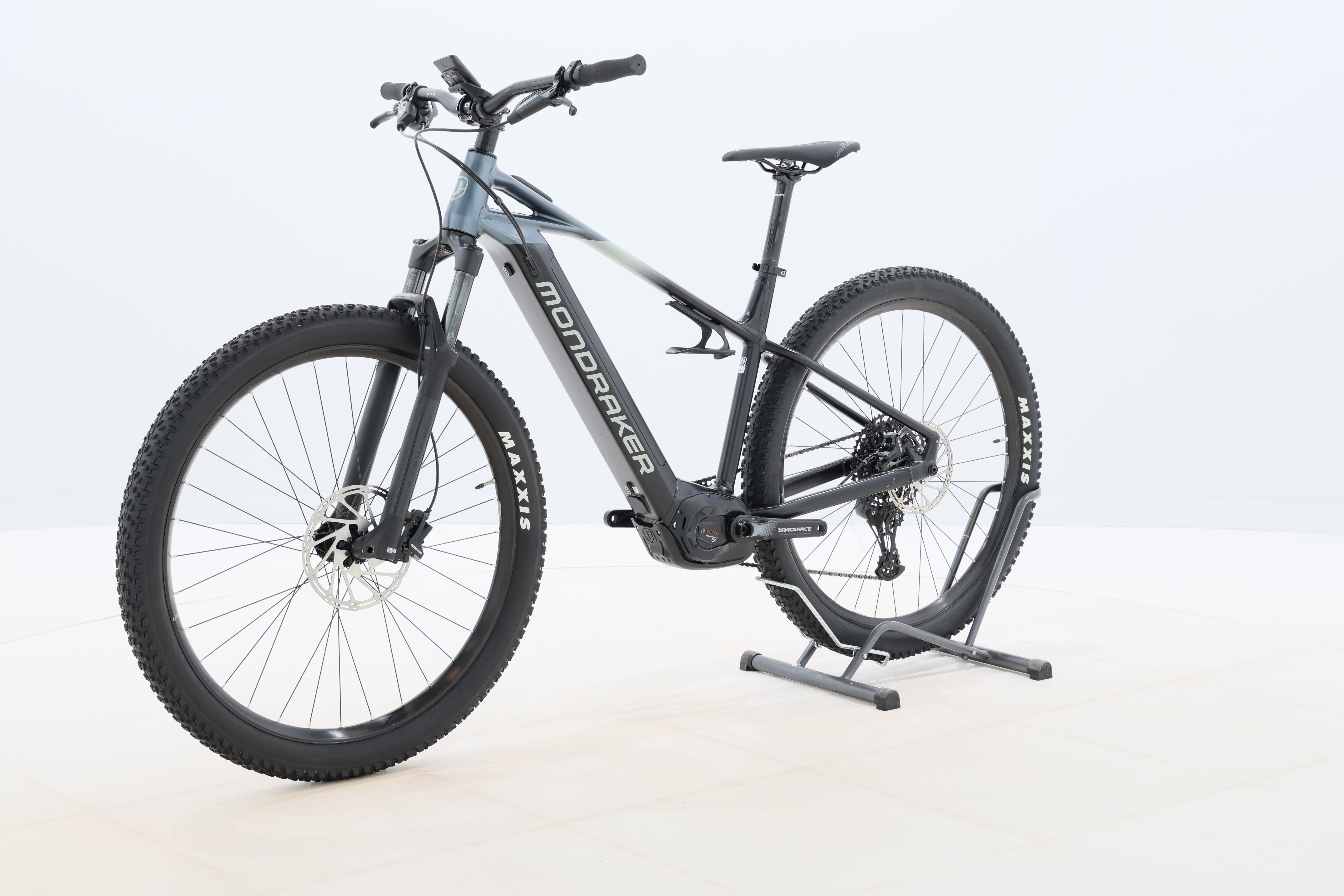 e5c08634-24a0-45ed-a889-6bb656509ac9