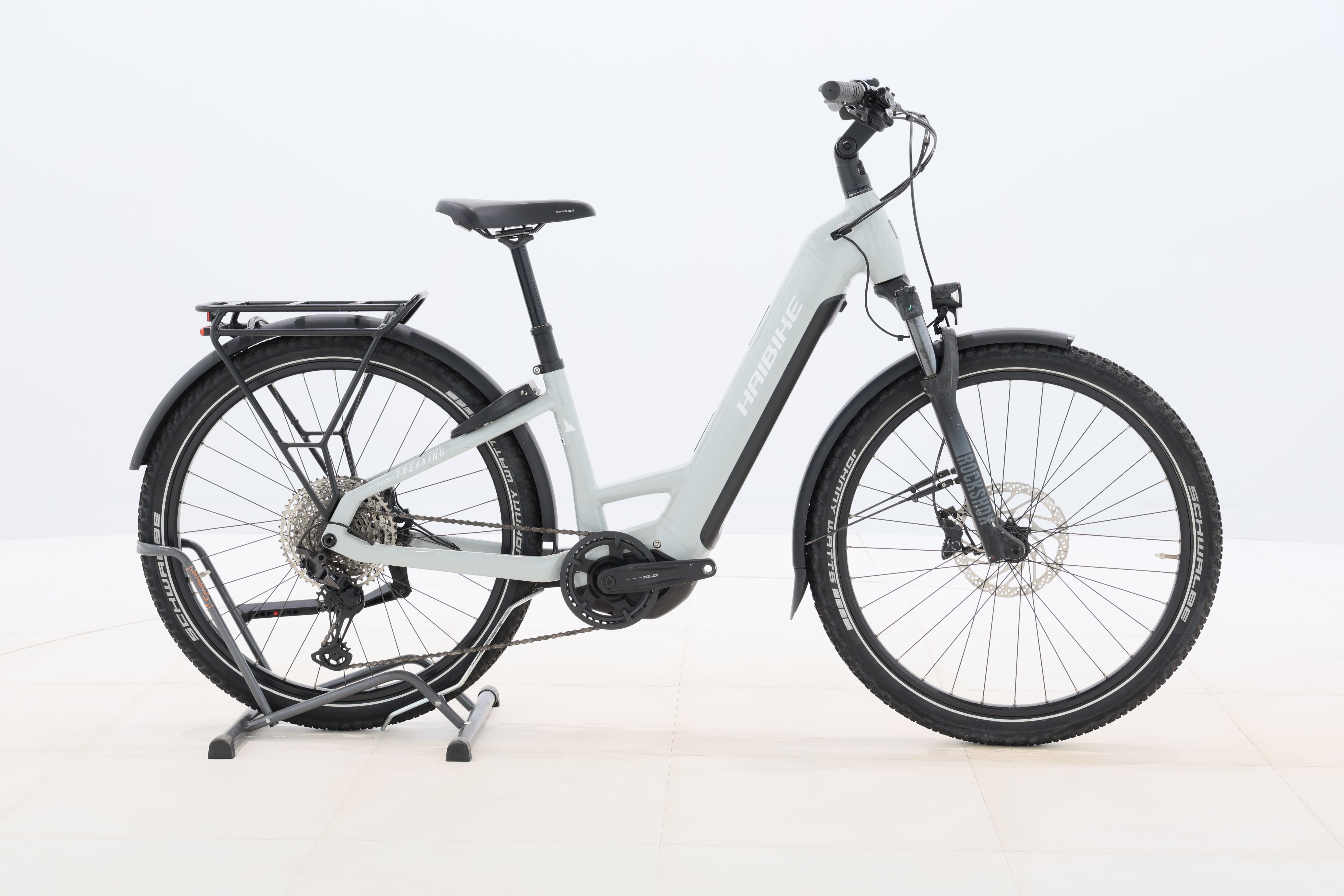 29c8320c-e1fa-41a4-b21f-5d9d7476b322