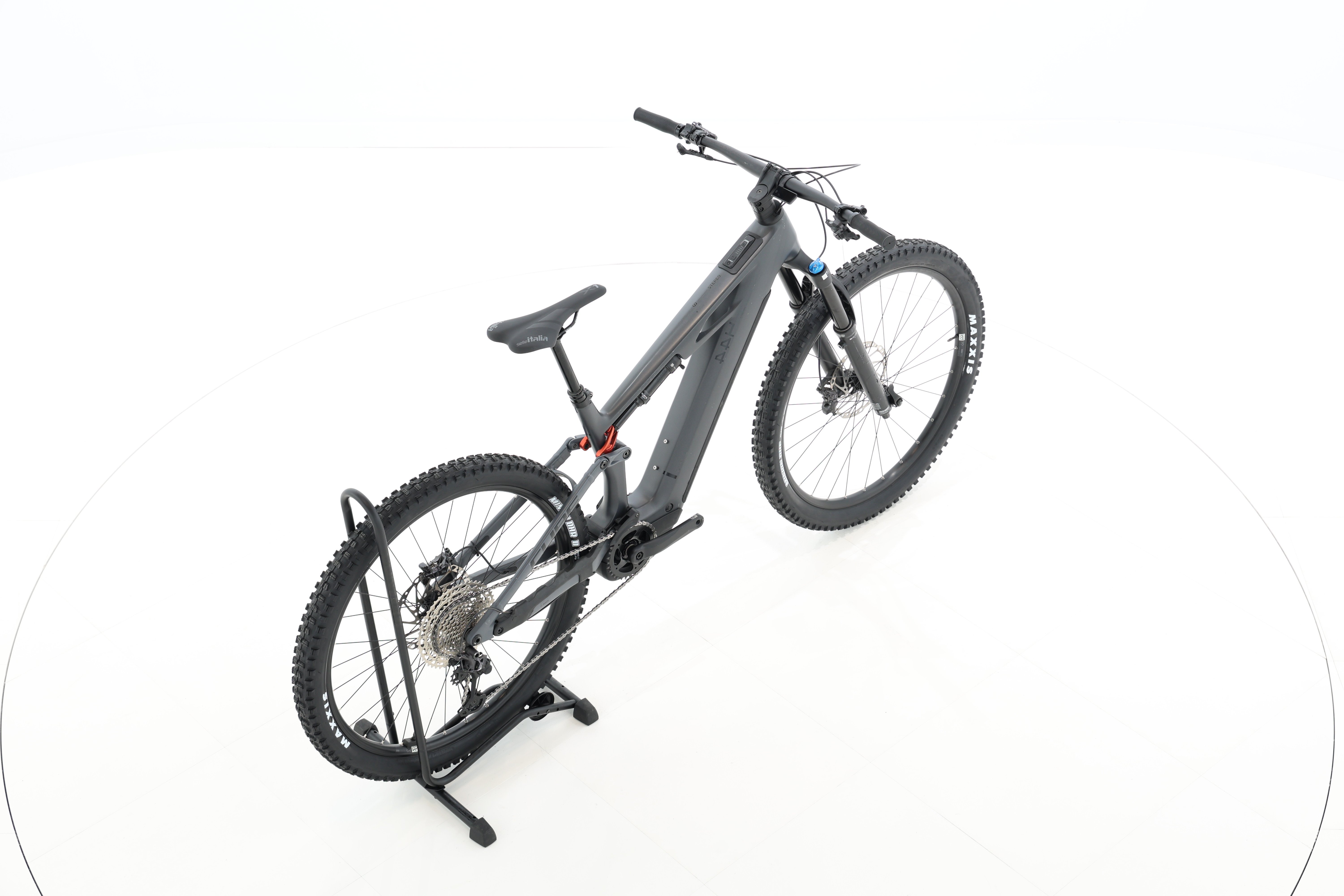 7b790e27-5385-4e20-a122-ccbc00bd7d40