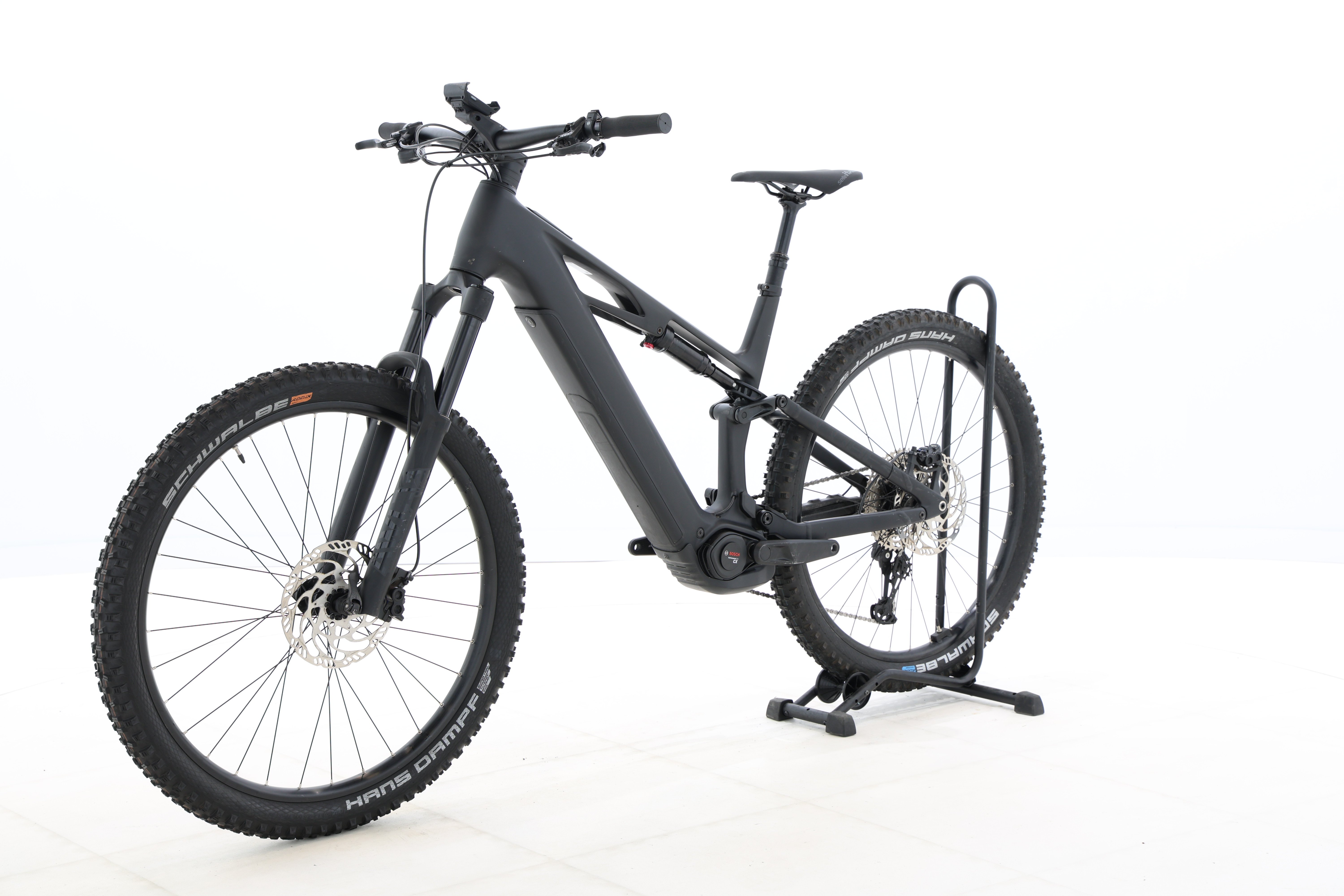 f22adf44-b665-49ff-8bf5-efaac2f2883b