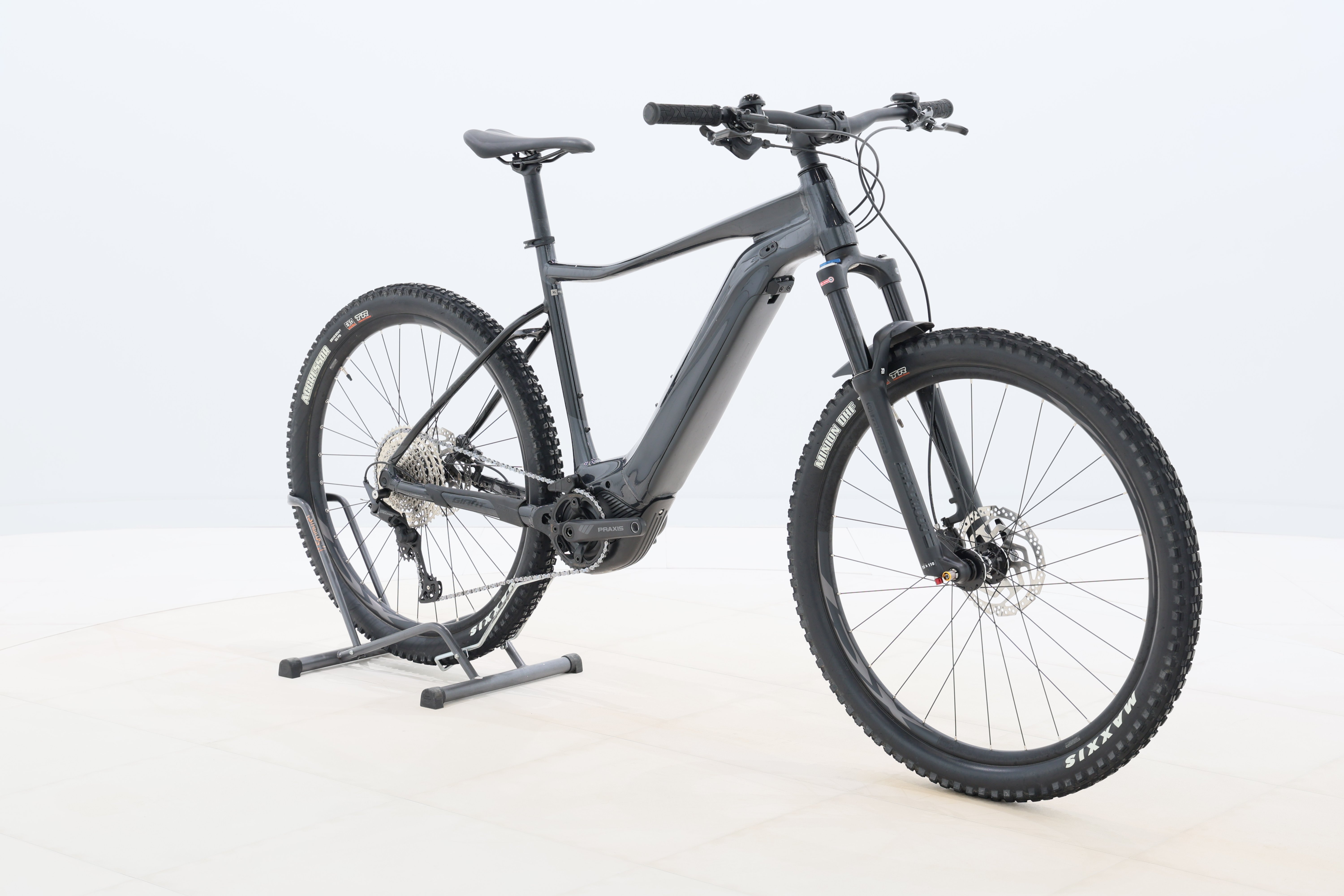 f5a0680a-055f-48a9-843a-cd1d9ca70773