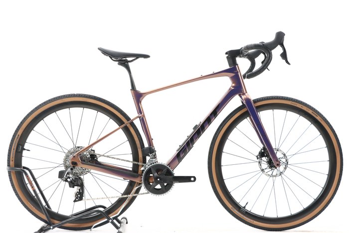 Giant REVOLT ADVANCED PRO 1 2025