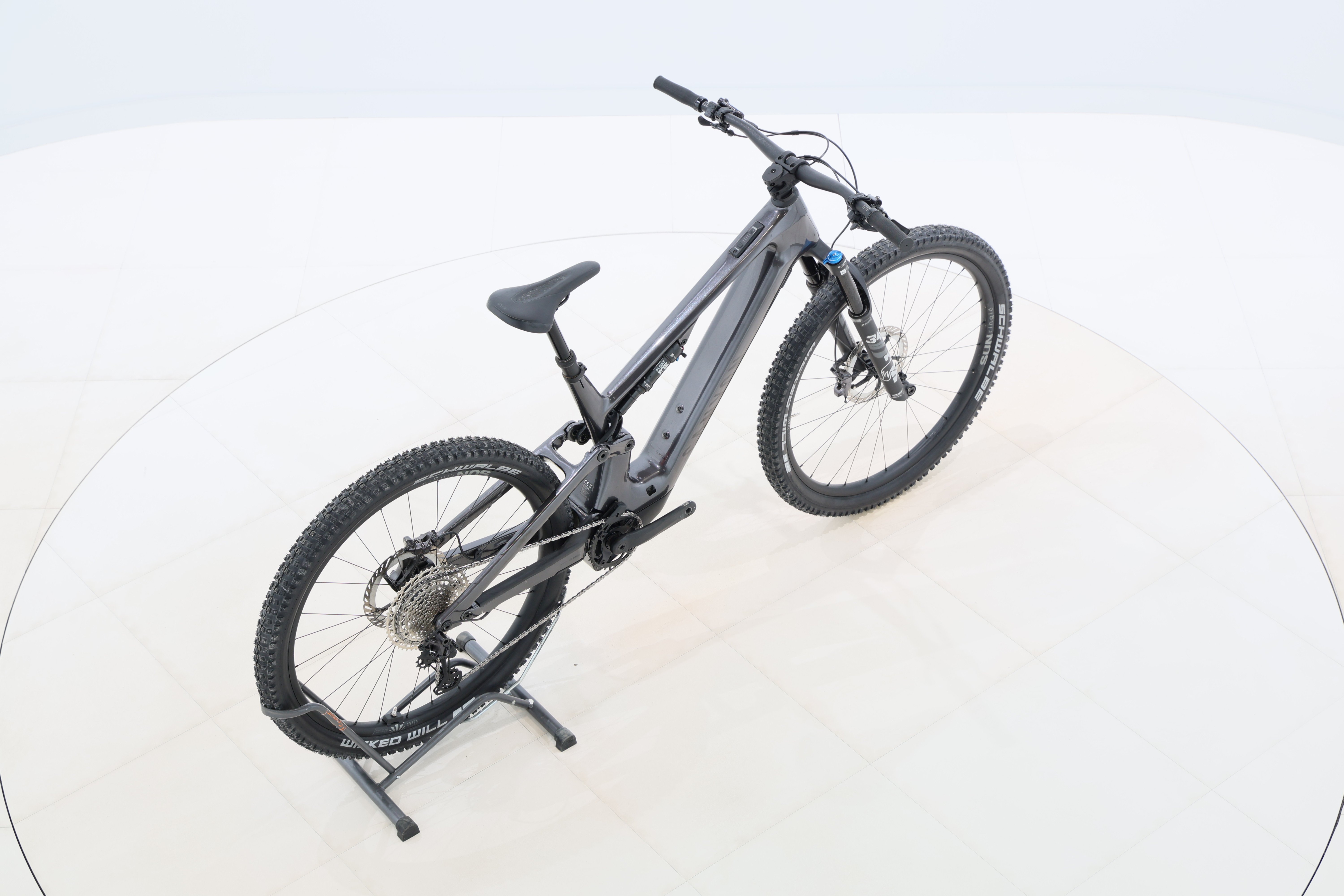 4079fca2-ff5b-4237-9c82-c1fb6e232d58