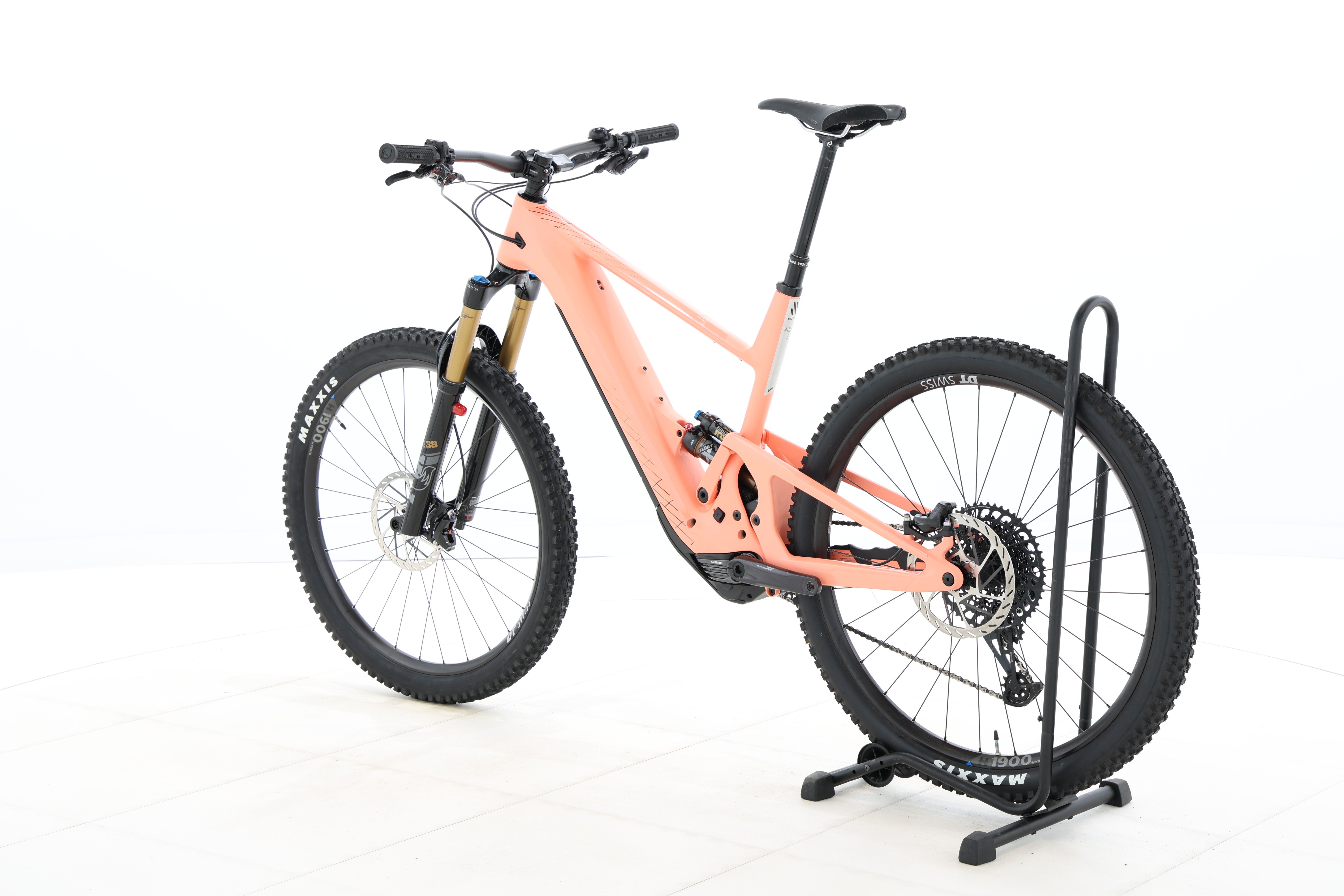 75e40a2f-c791-4a8d-a32a-1b7408fef942