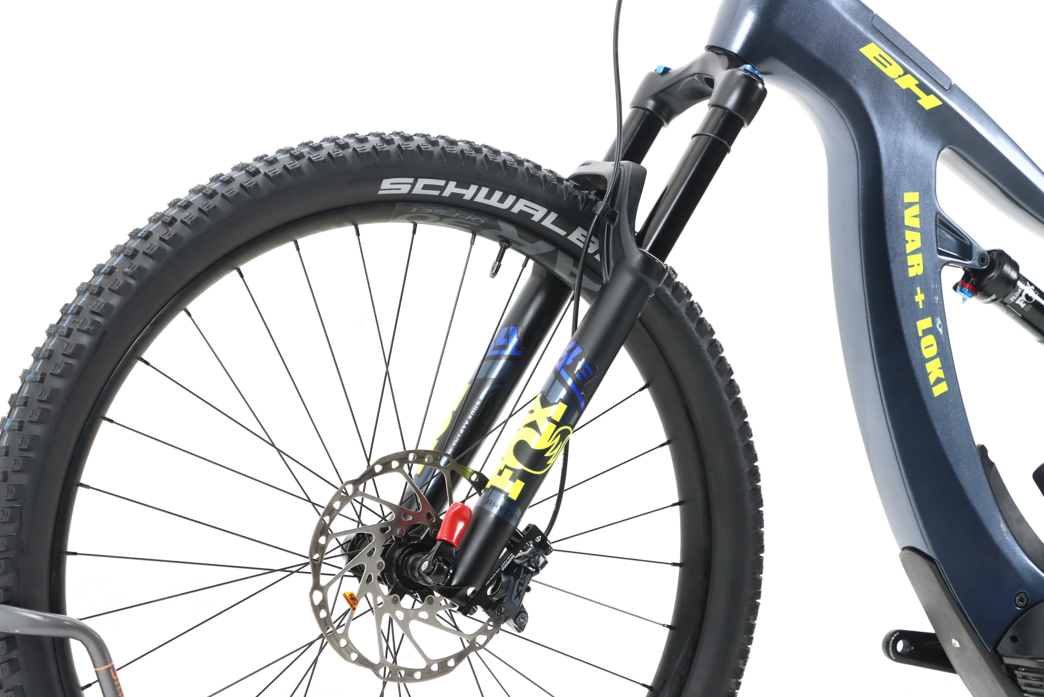 945da083-facd-4b1b-8e2e-a3d23d5e40ab