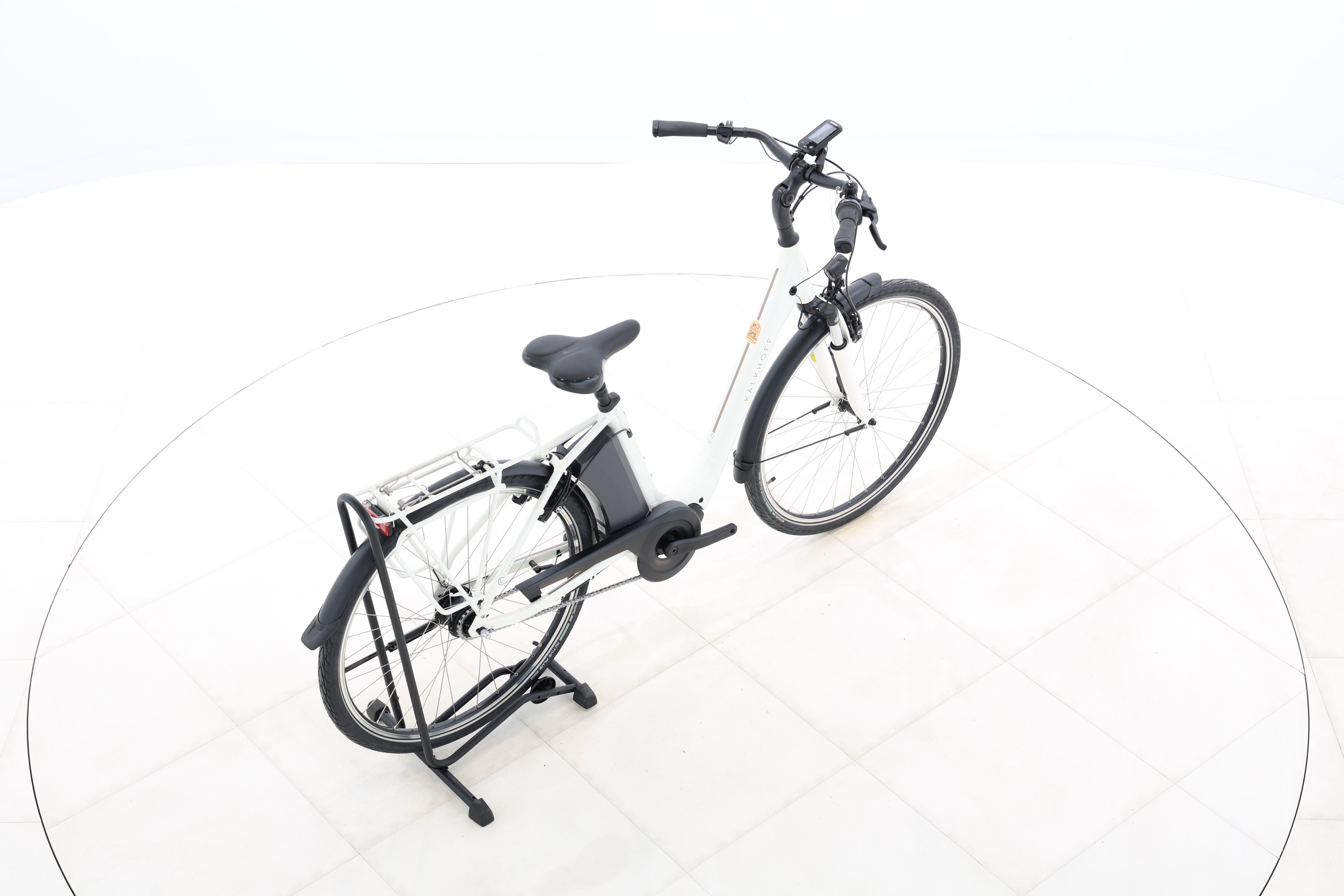 9849ca96-e623-4c9e-8c1f-ba581d7d613b