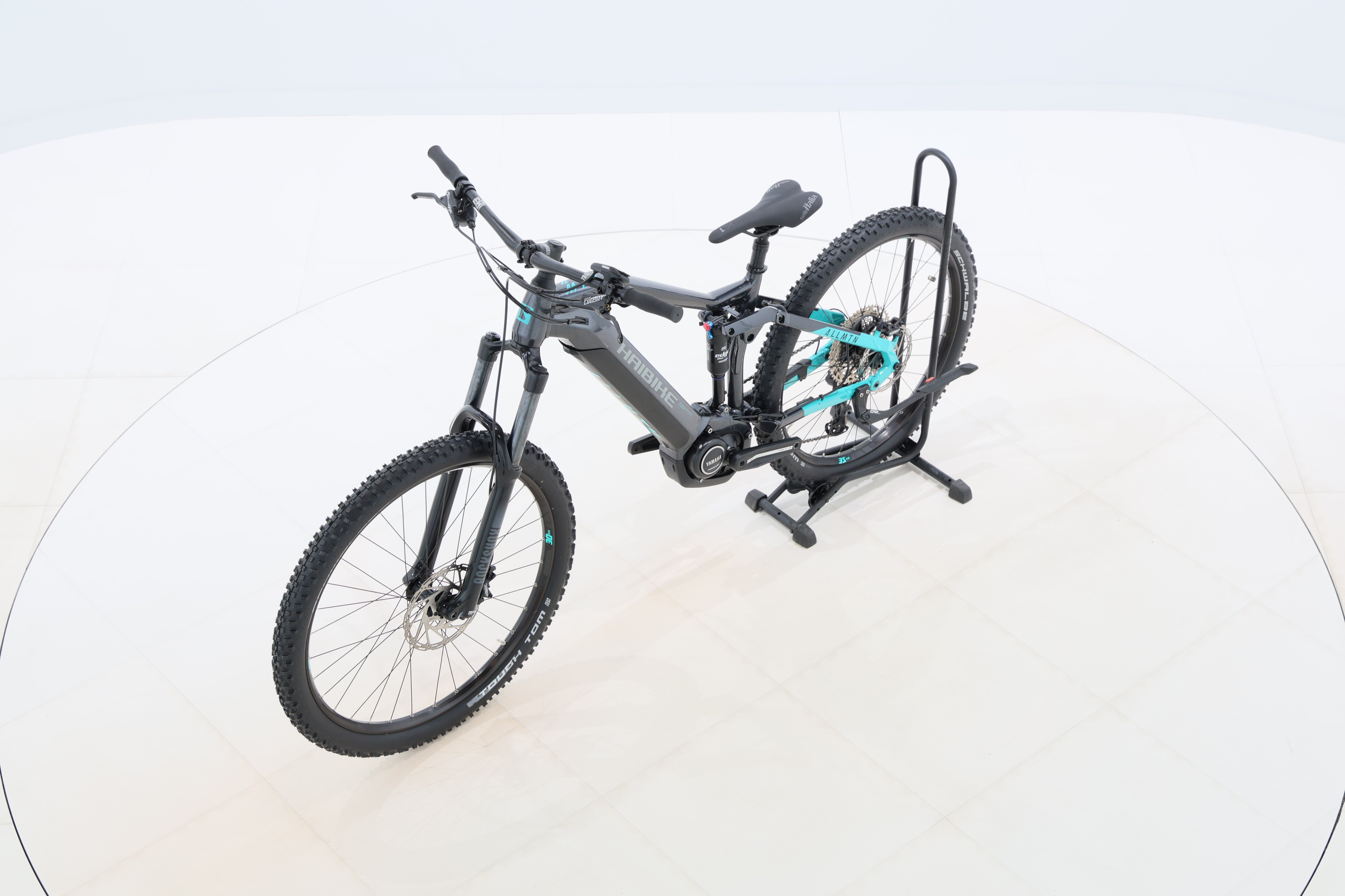 cc5a19b0-533b-4b7c-8505-42de5ea8c52c