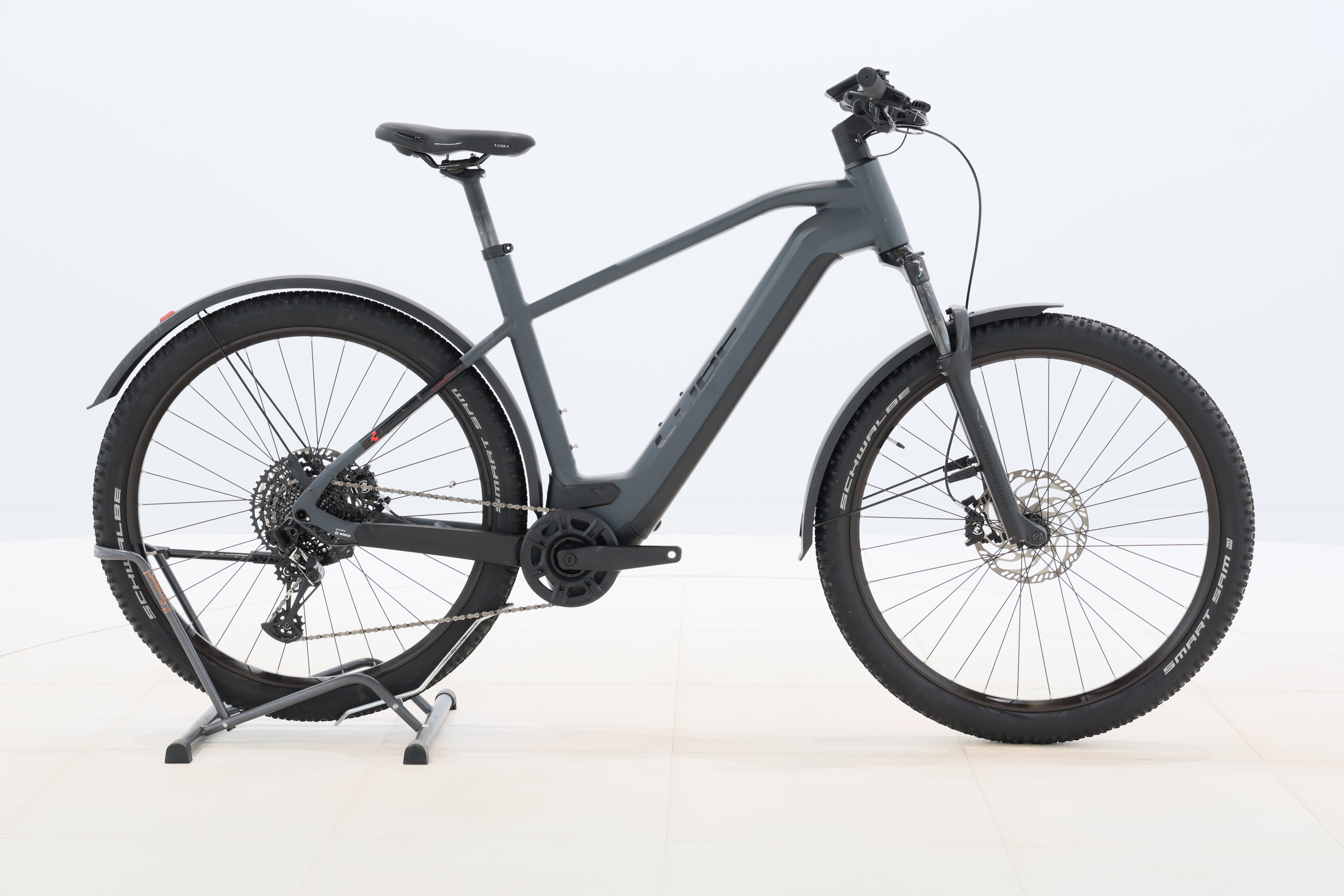 8ee9d393-3c87-48ab-8cf8-99d03de3899a