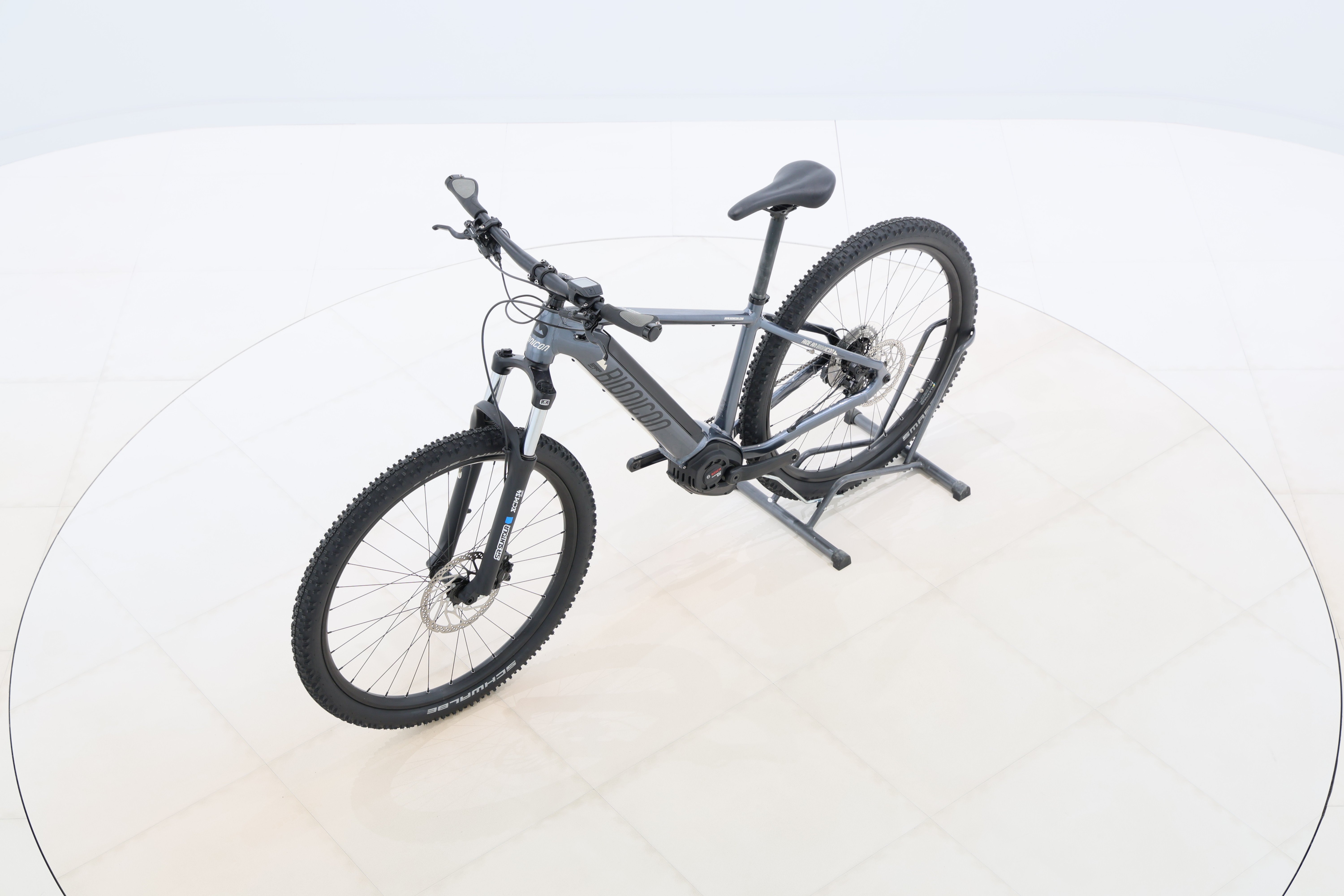 748fc8e2-ecb4-4ba1-91de-e3e1e6b91a55