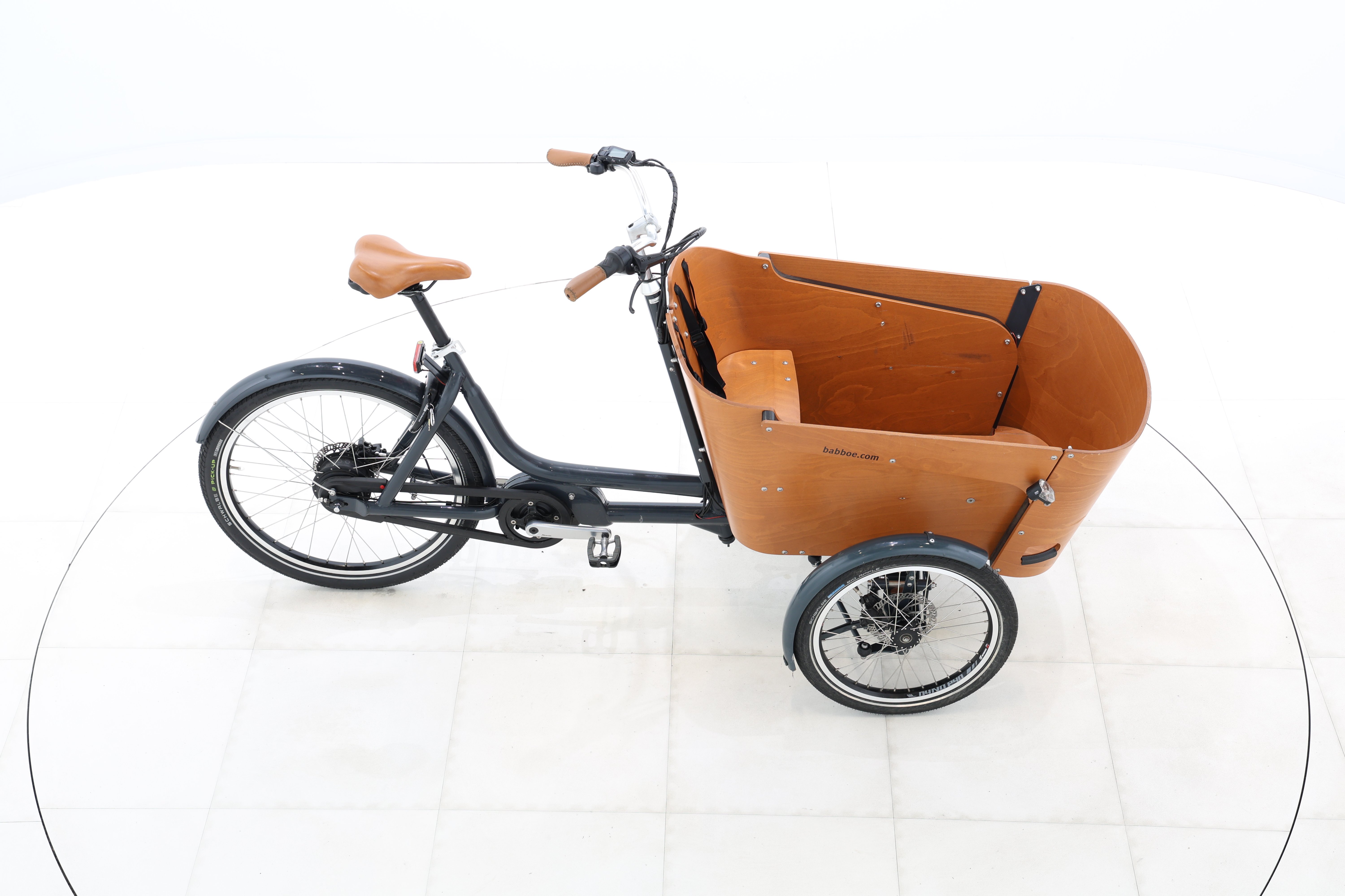 17ace087-83c2-4d06-89b0-fbde3f5a111e