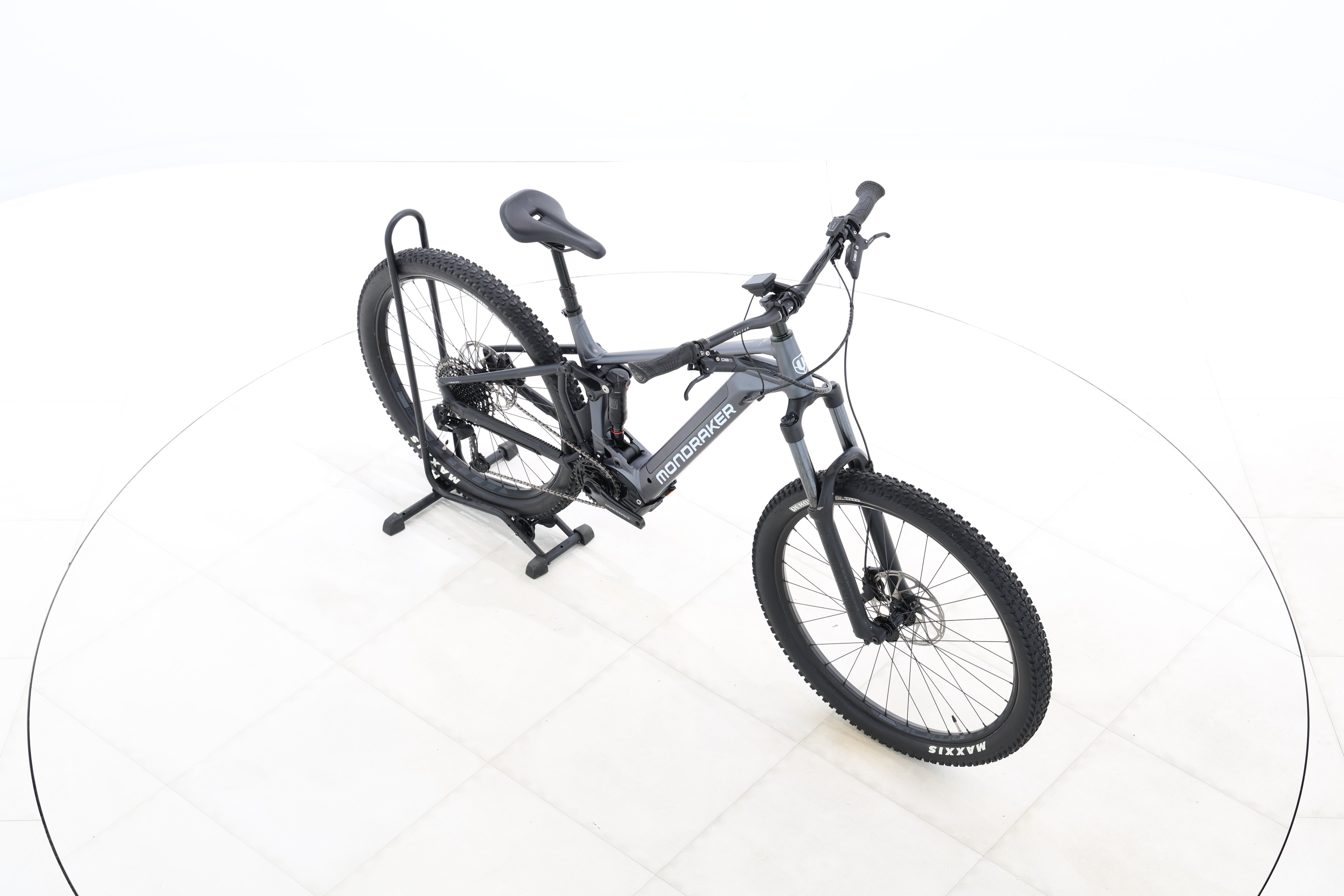 f039e279-0e65-4daa-a202-0058e7024403