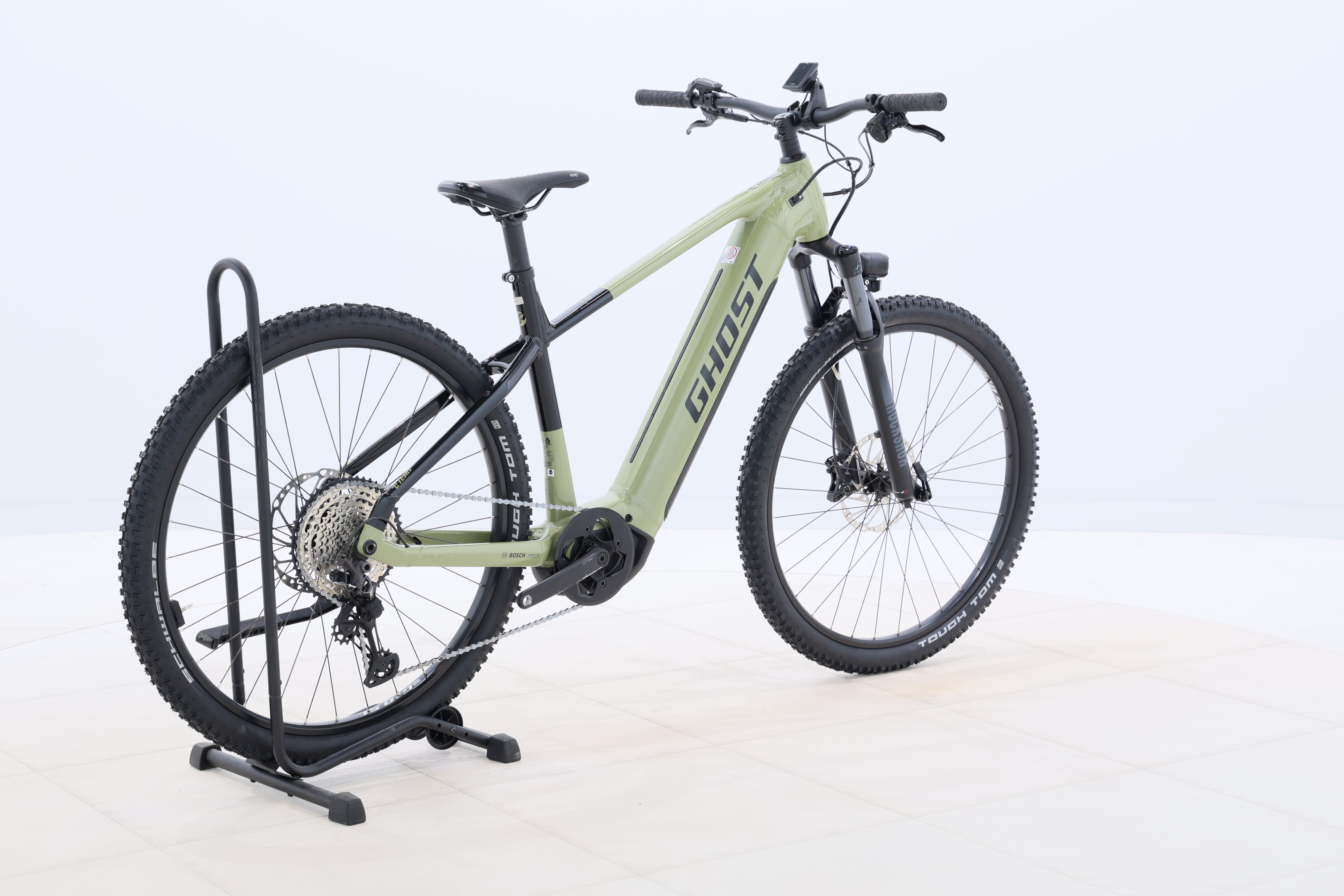 16b173e2-f417-4c04-9d2f-b870adcfe3a3