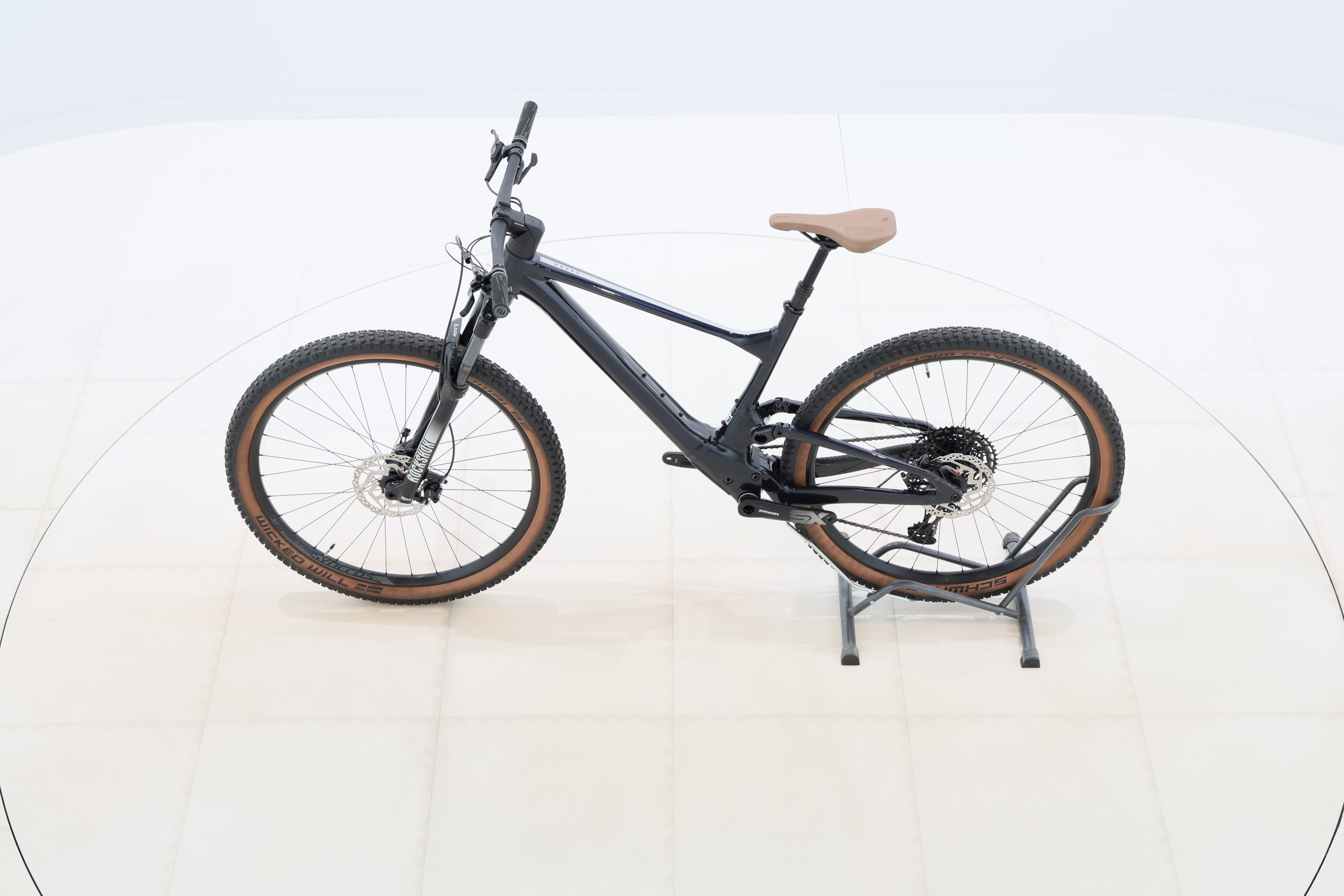 8627a065-e233-438e-90d3-f113eedda50c