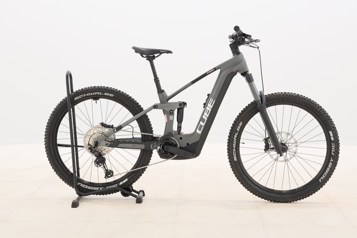 Cube STEREO HYBRID 140 HPC RACE 625 2023