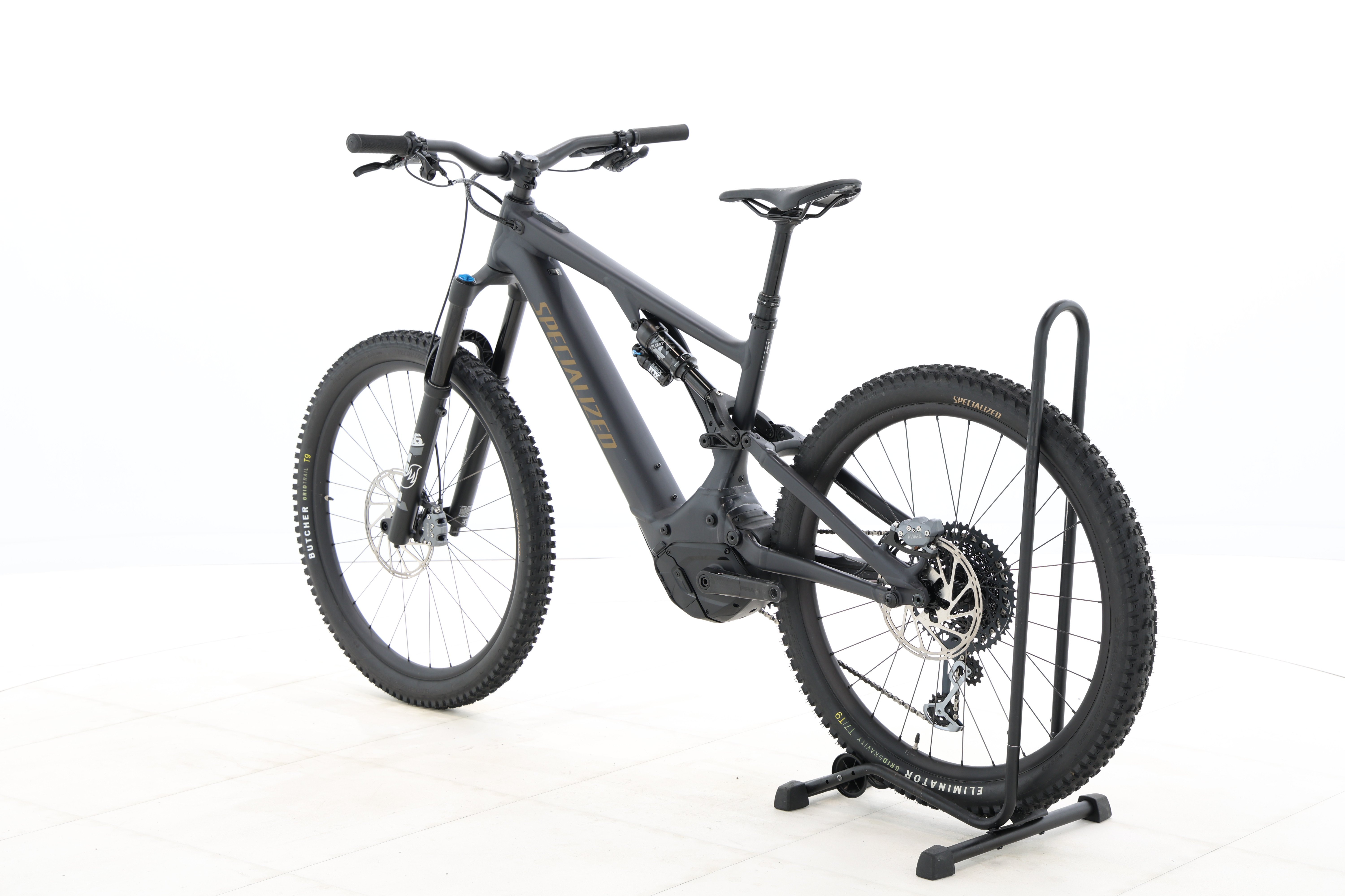 48c3c930-8771-425f-b027-d5069a643263