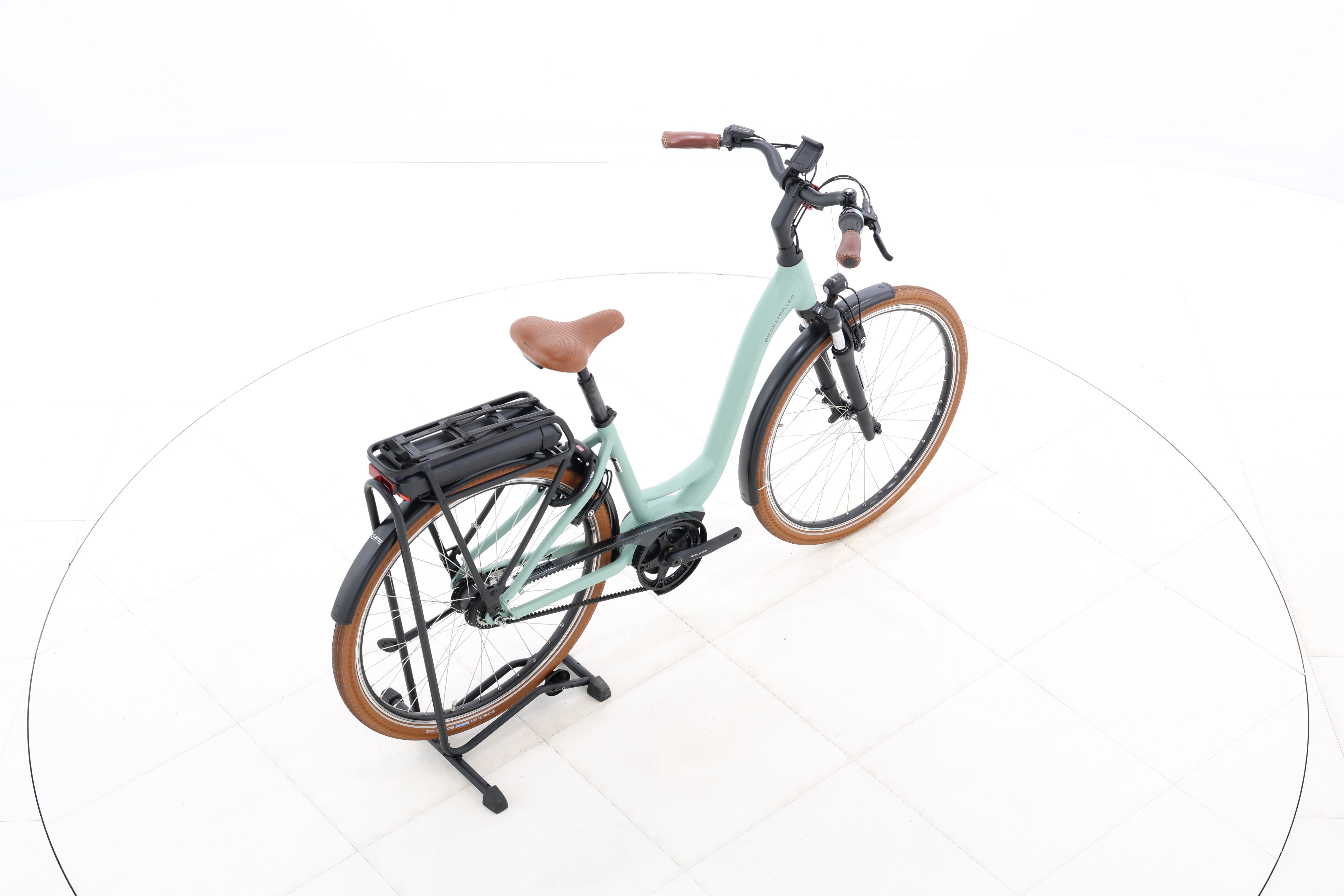 23e0f3ce-1bc2-4d2e-b737-3b75bbca93c3