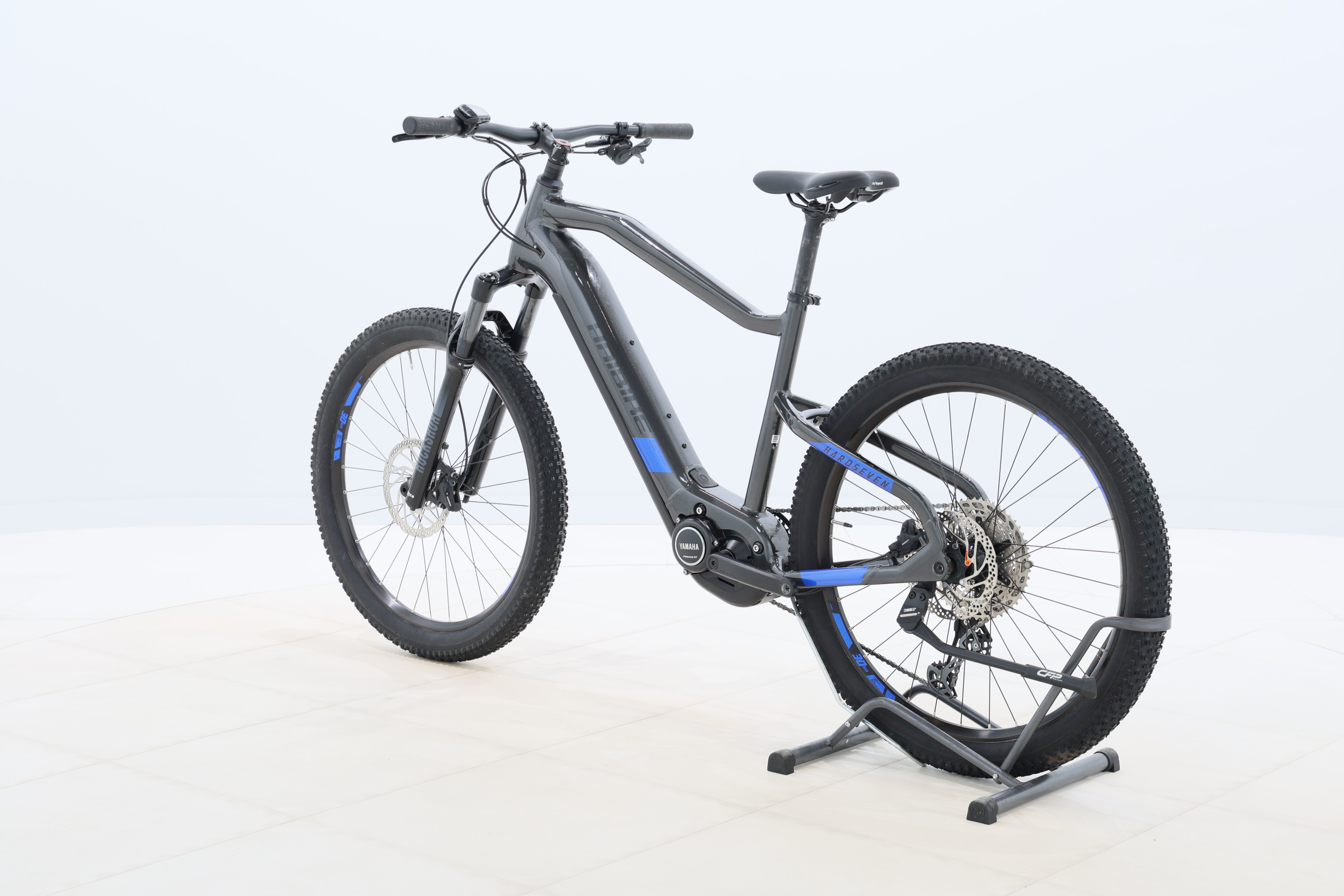 16473325-0a73-4147-99b8-5ff4aac6e464