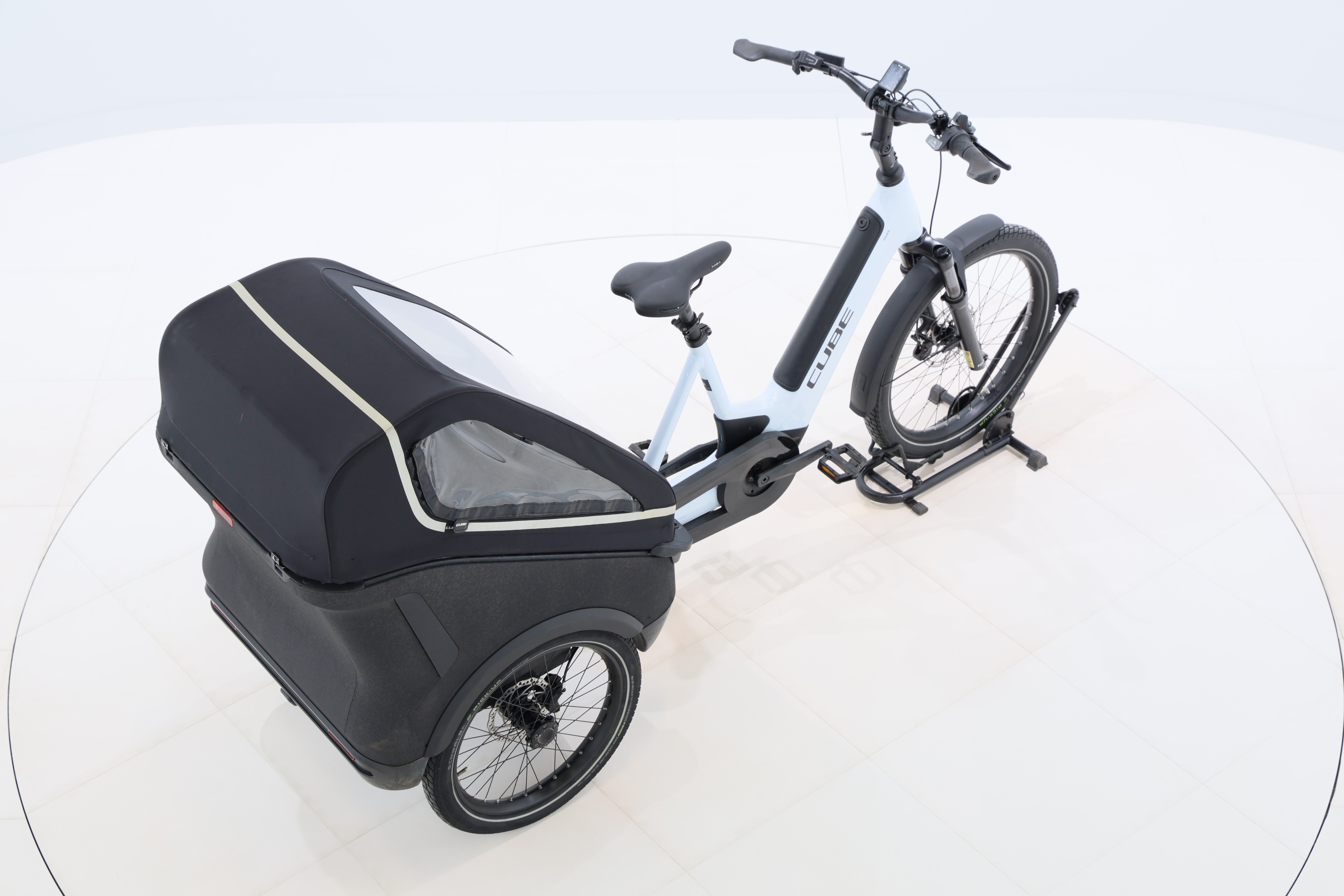 6fb7751f-82d4-470a-a0d8-8eb272616049