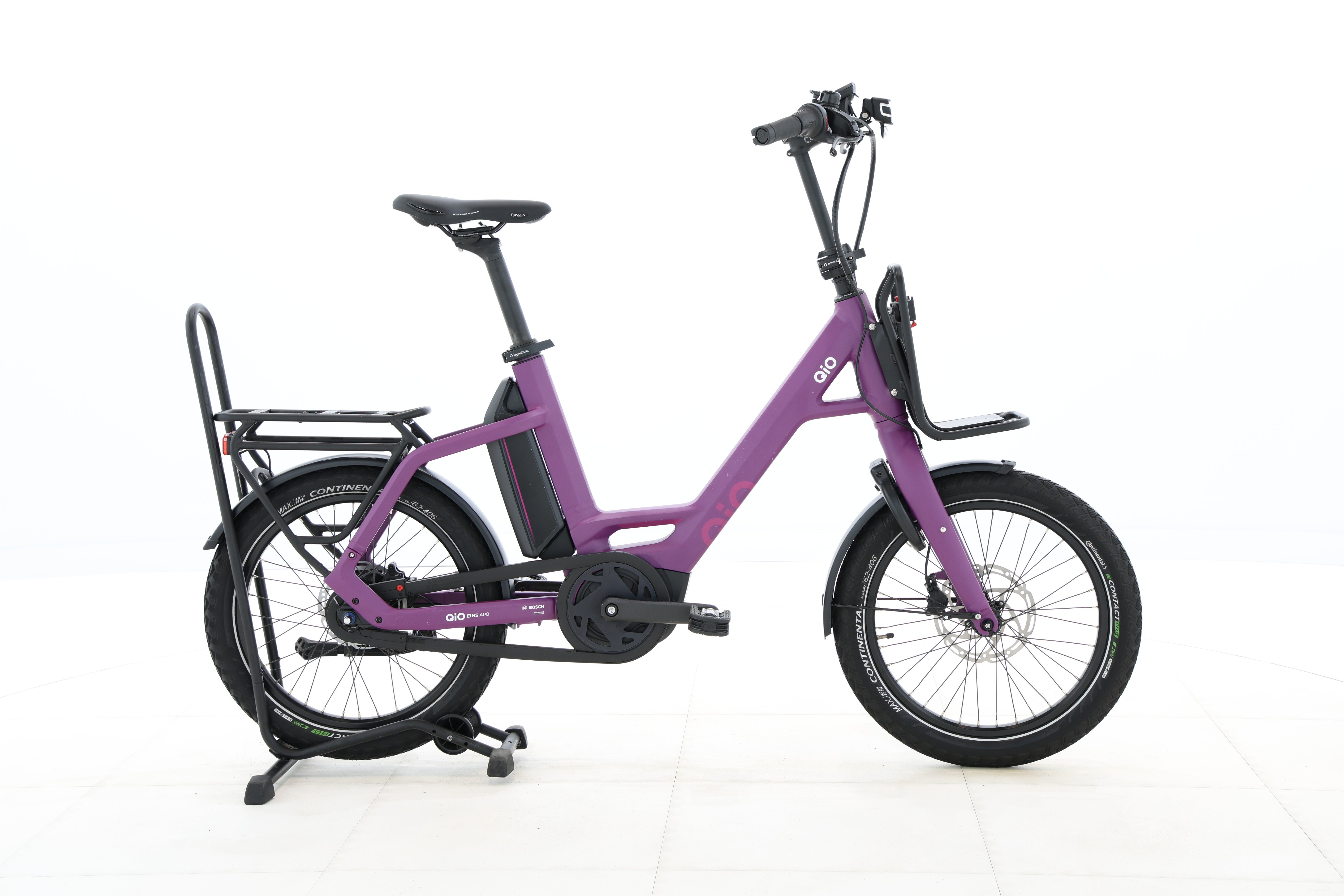 e37fb442-f870-4ead-8127-786be25c9e9e