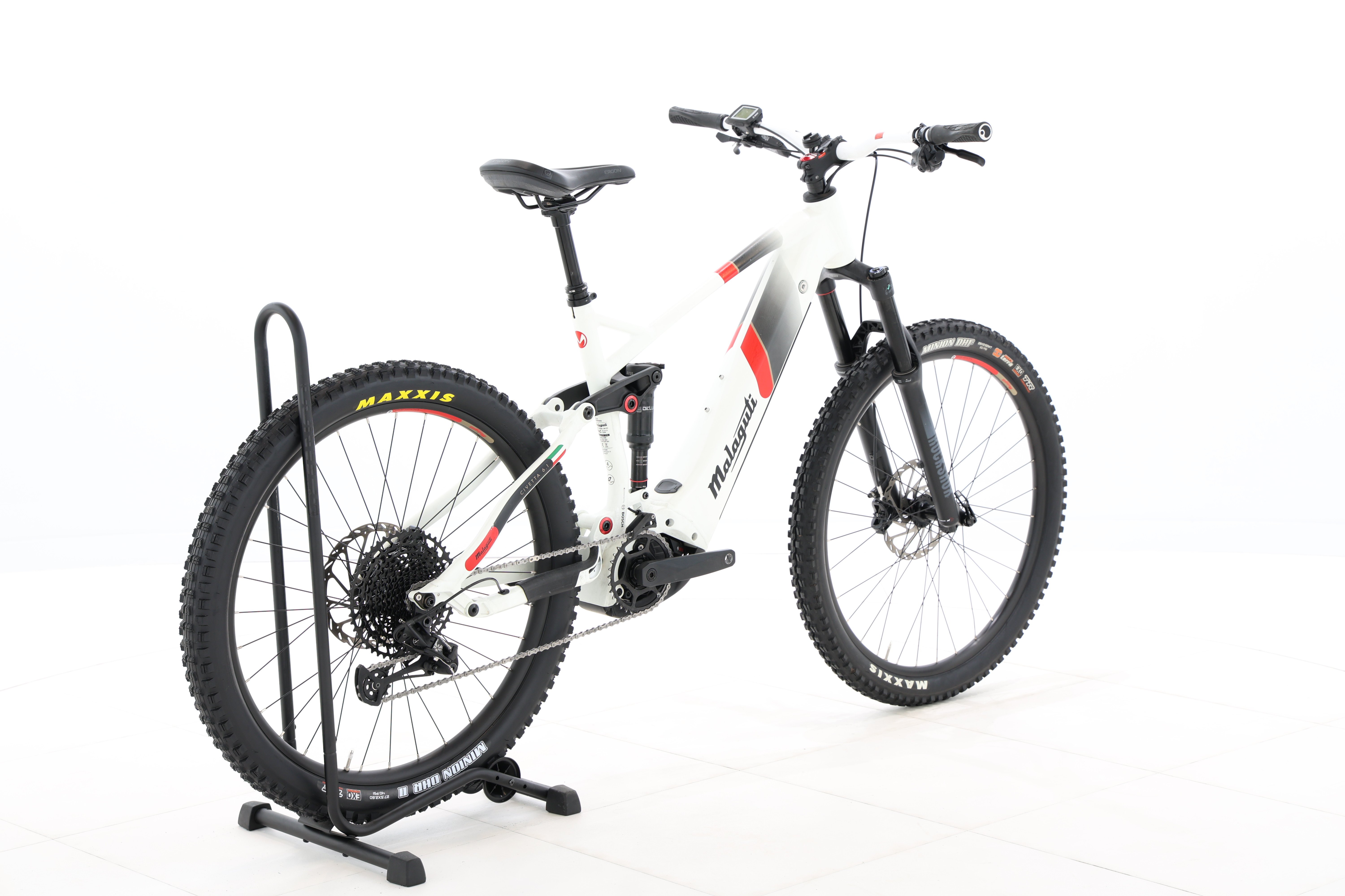 52db339c-90b7-4906-9650-dabf9447b3db