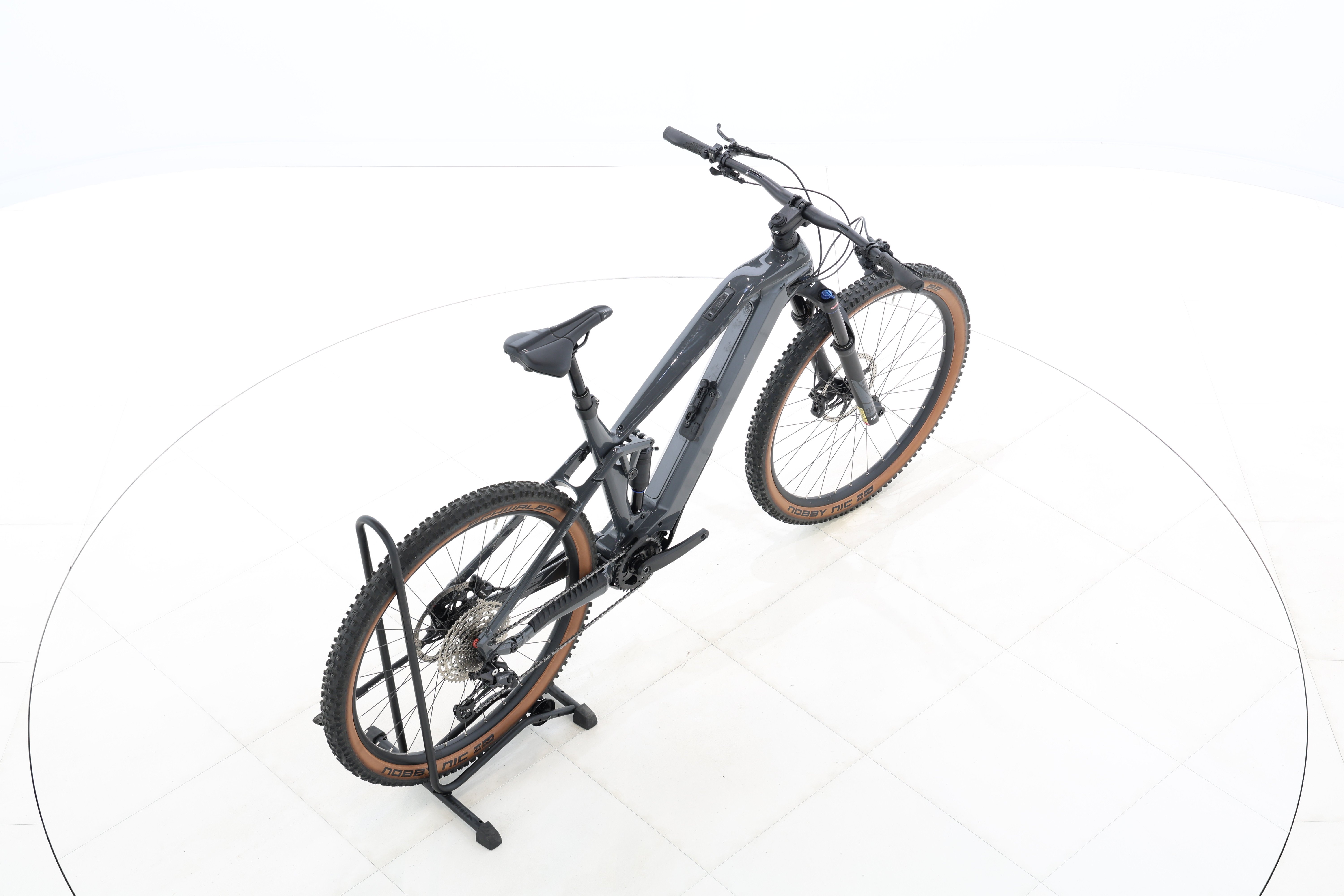 86463a7b-262f-42af-910d-38178aac8d8f