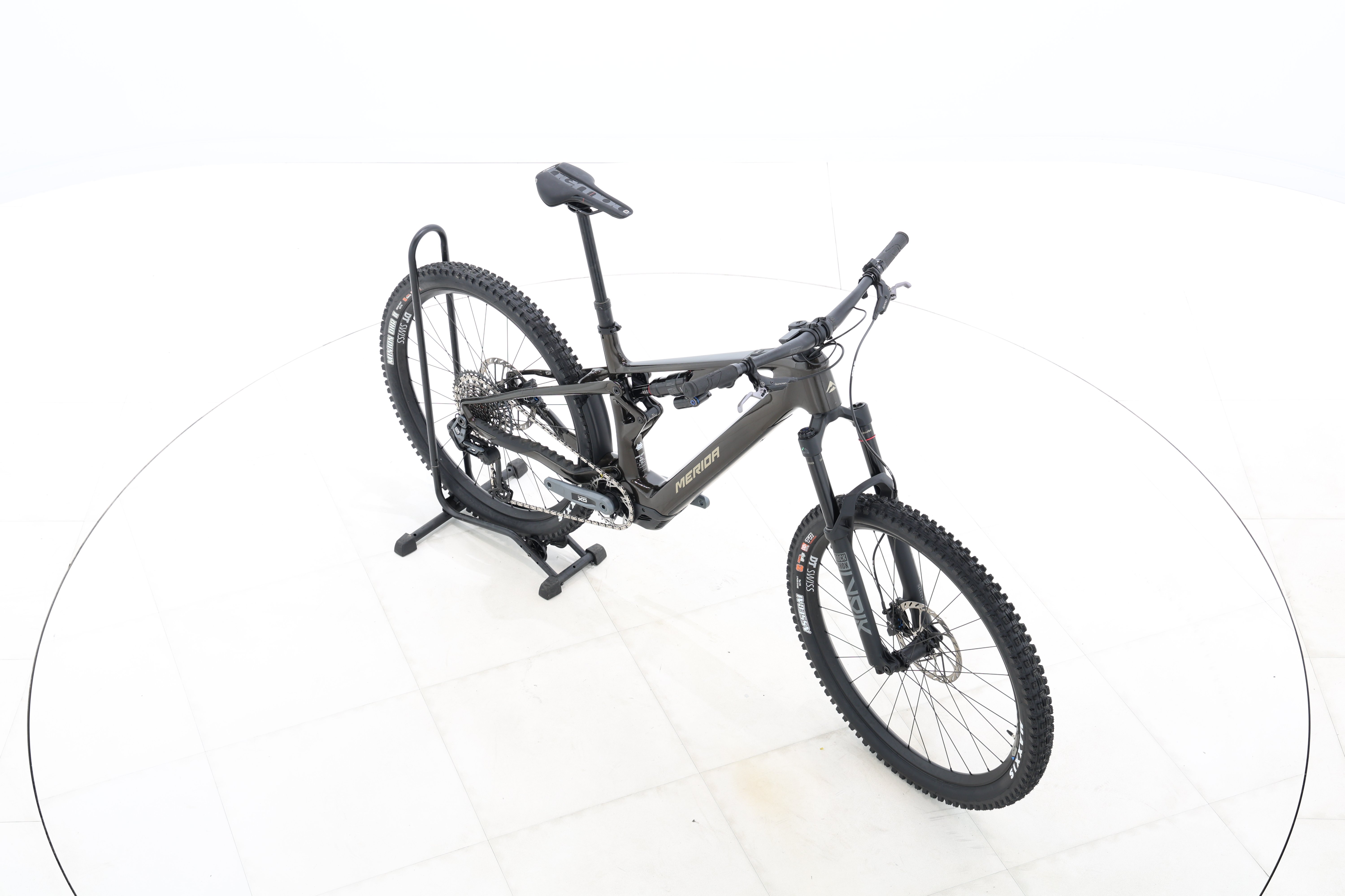 7bf8c658-ffd6-4ff0-a7c8-45347197383f