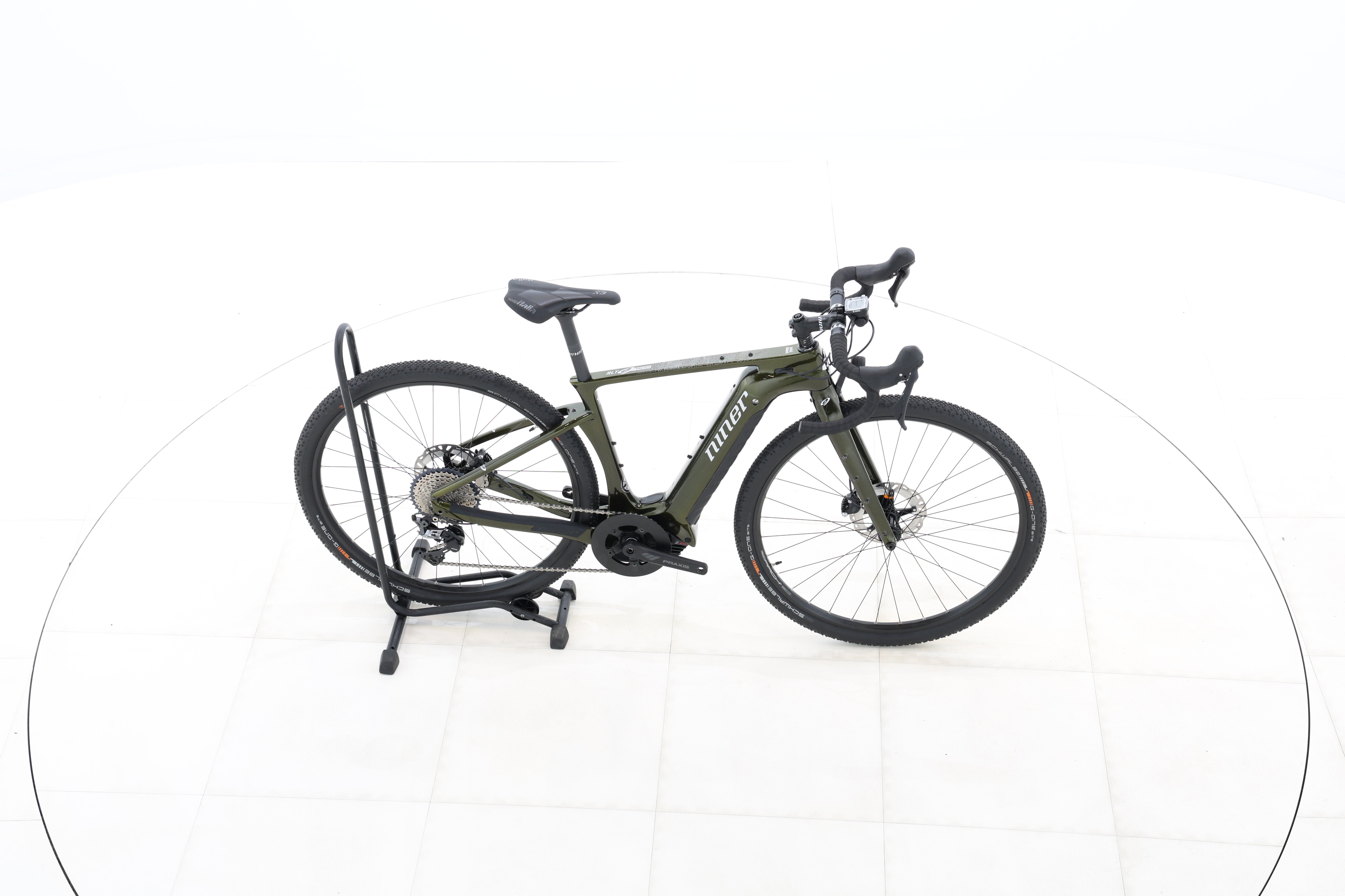 42a5ebe9-305d-4677-8163-bc406cb60168