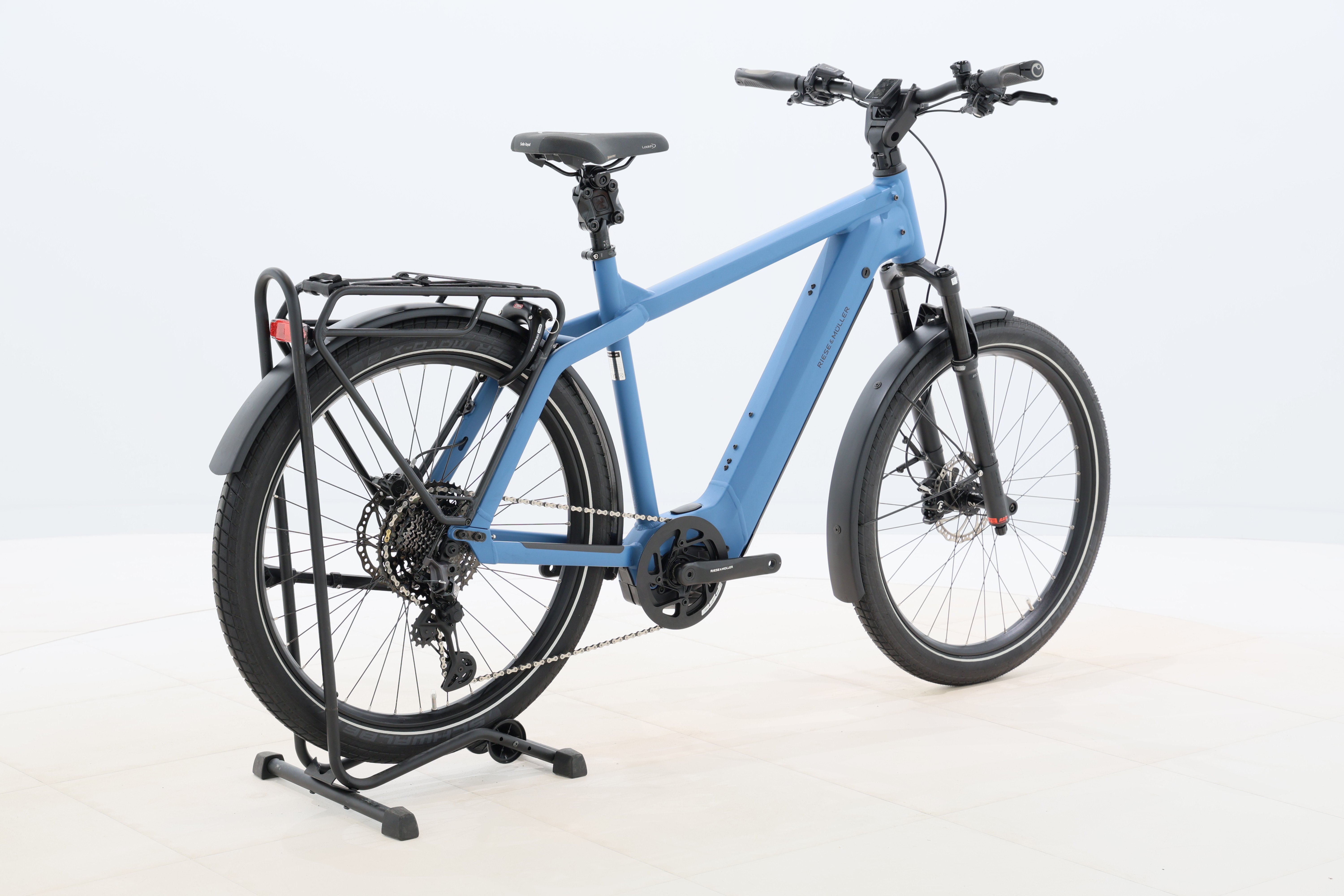 b4acd91b-2f6e-4f90-b4f8-2664fd64bb49