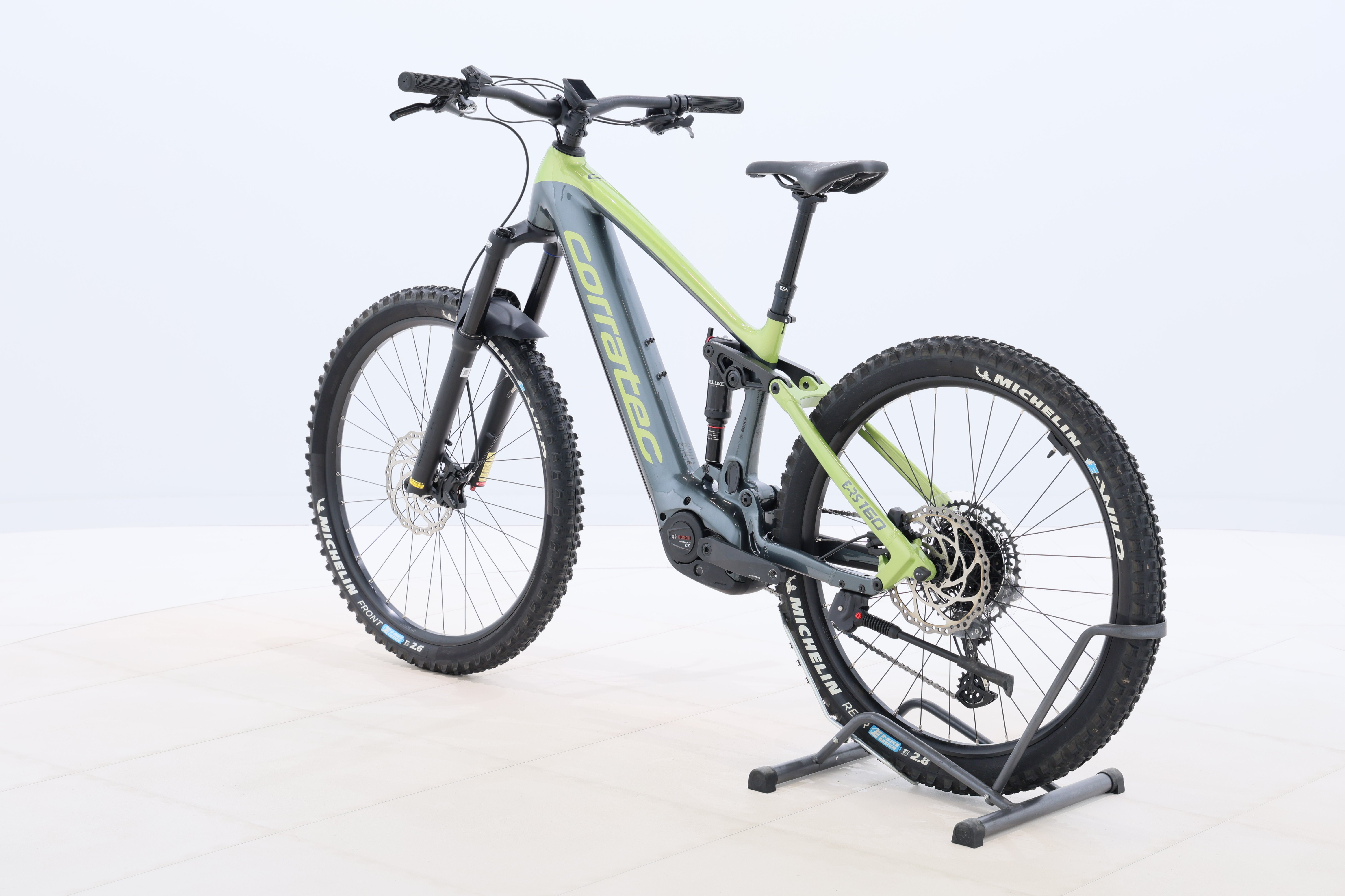 6ed013ff-5006-4e53-b8c5-32c0a92ccba0