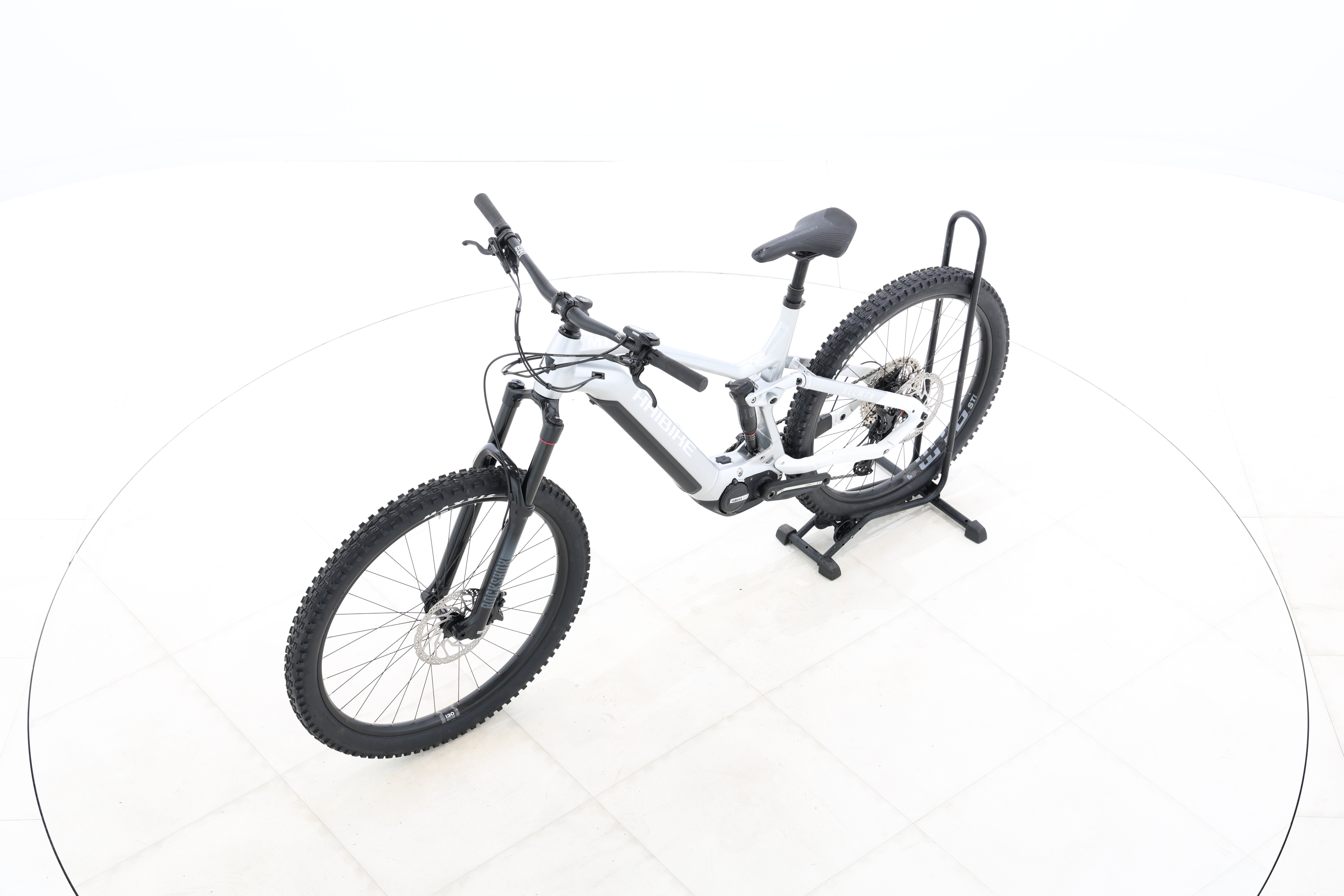 bb1d823a-12b7-41e3-8cf2-786c56c4e31c