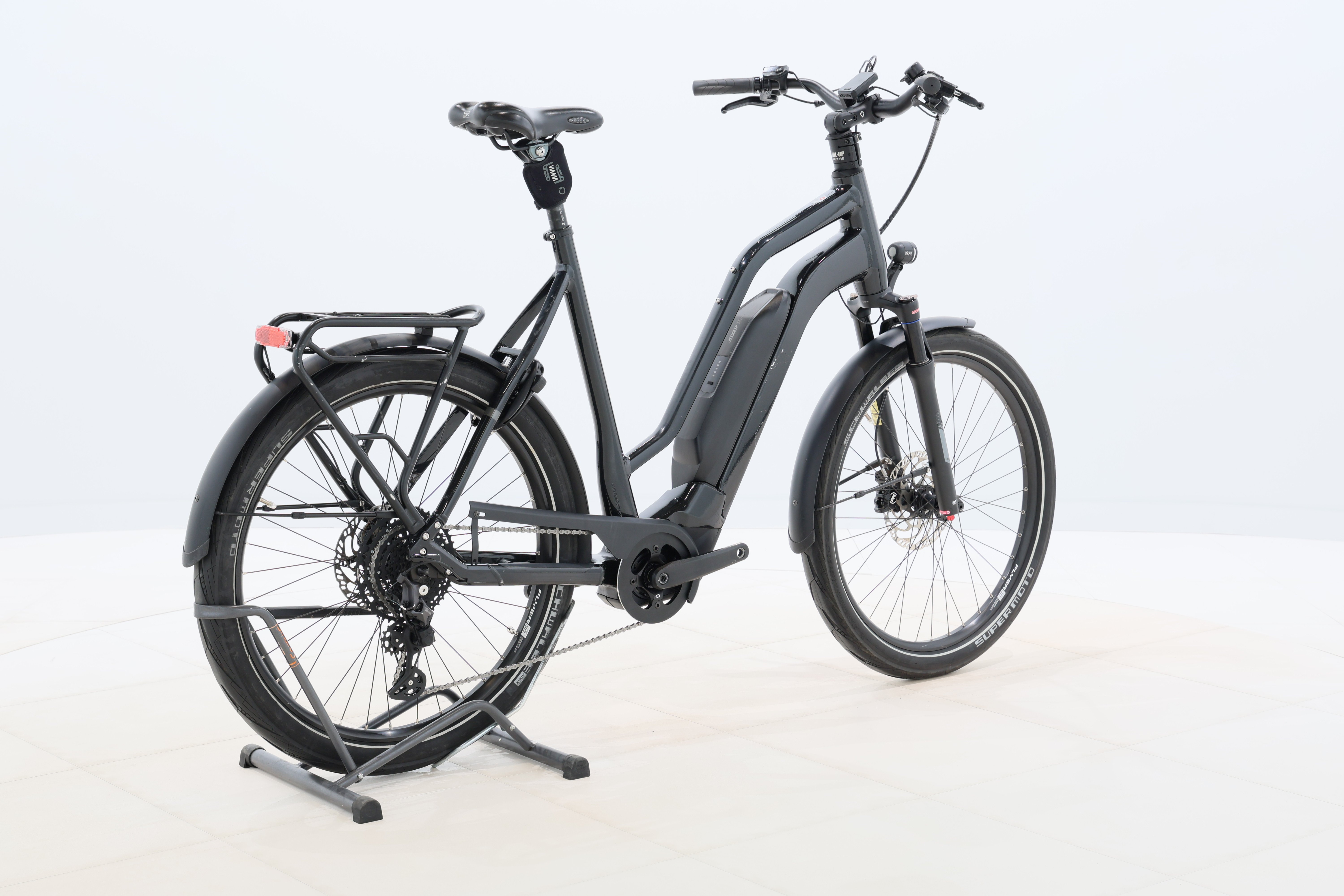 eb5b7469-8516-4d37-982d-52930cf1cc19