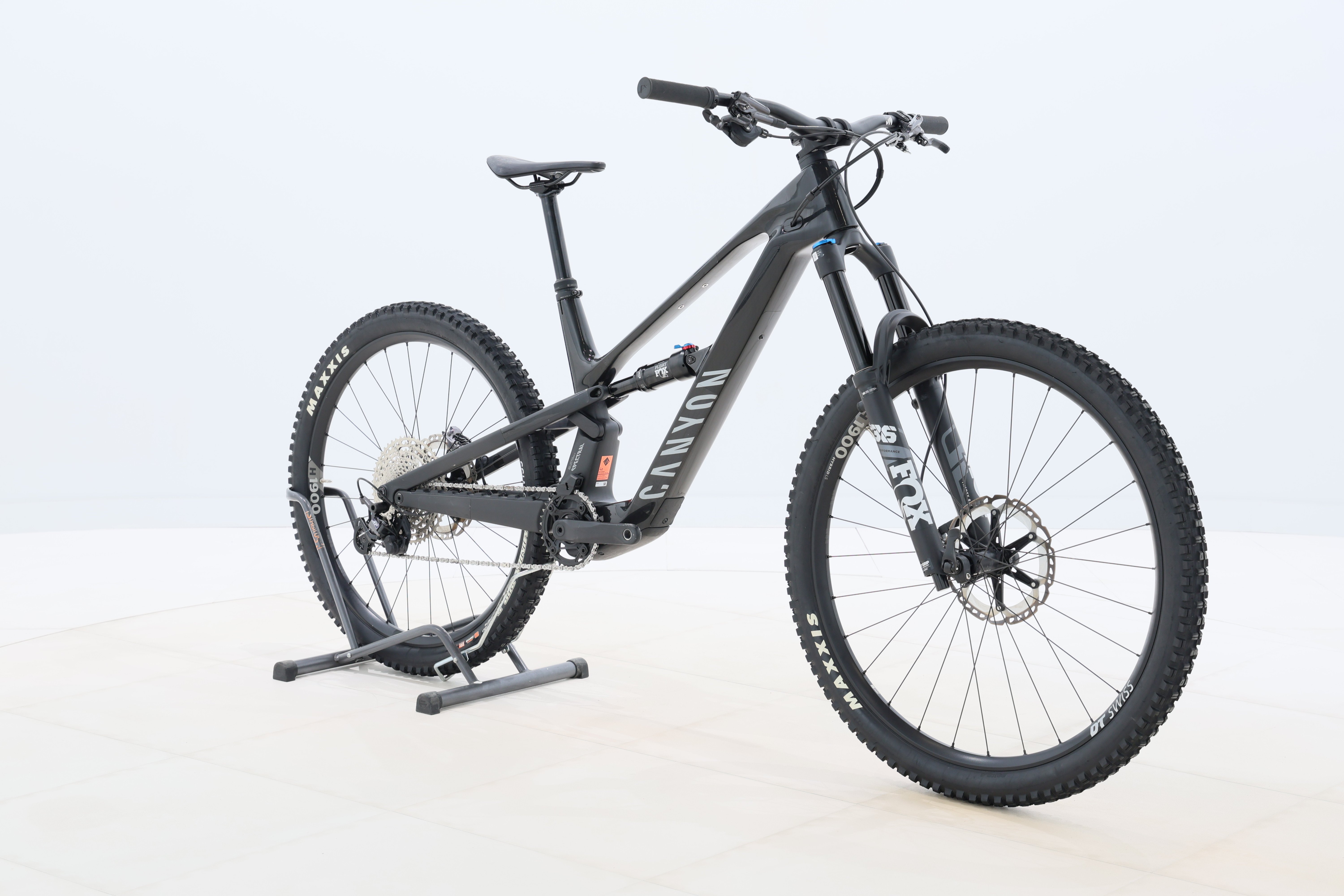 d1674f49-5e28-466e-a07d-1c1537811718