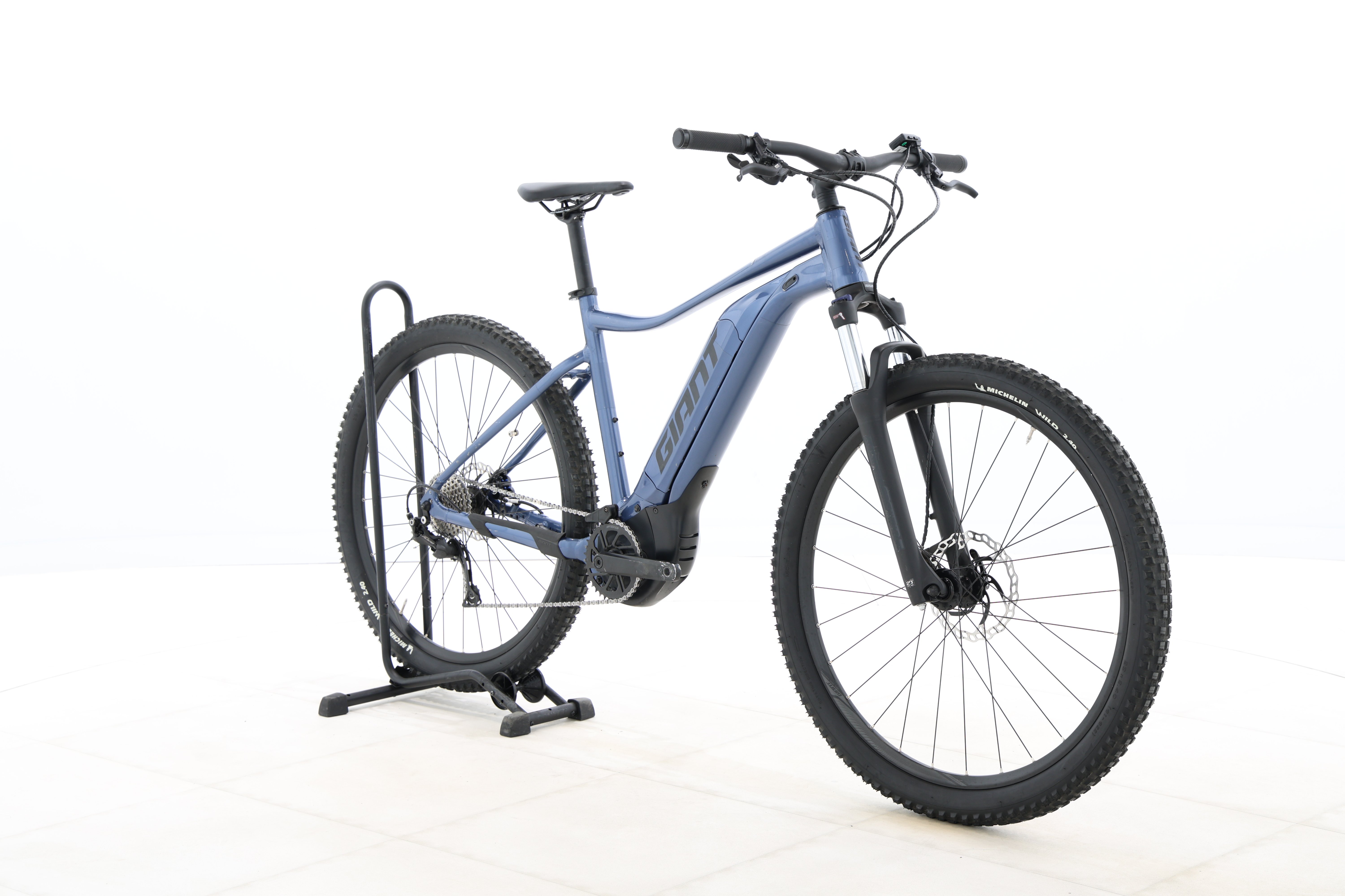 410f84e6-59d1-46a4-8506-247dfbc101c9