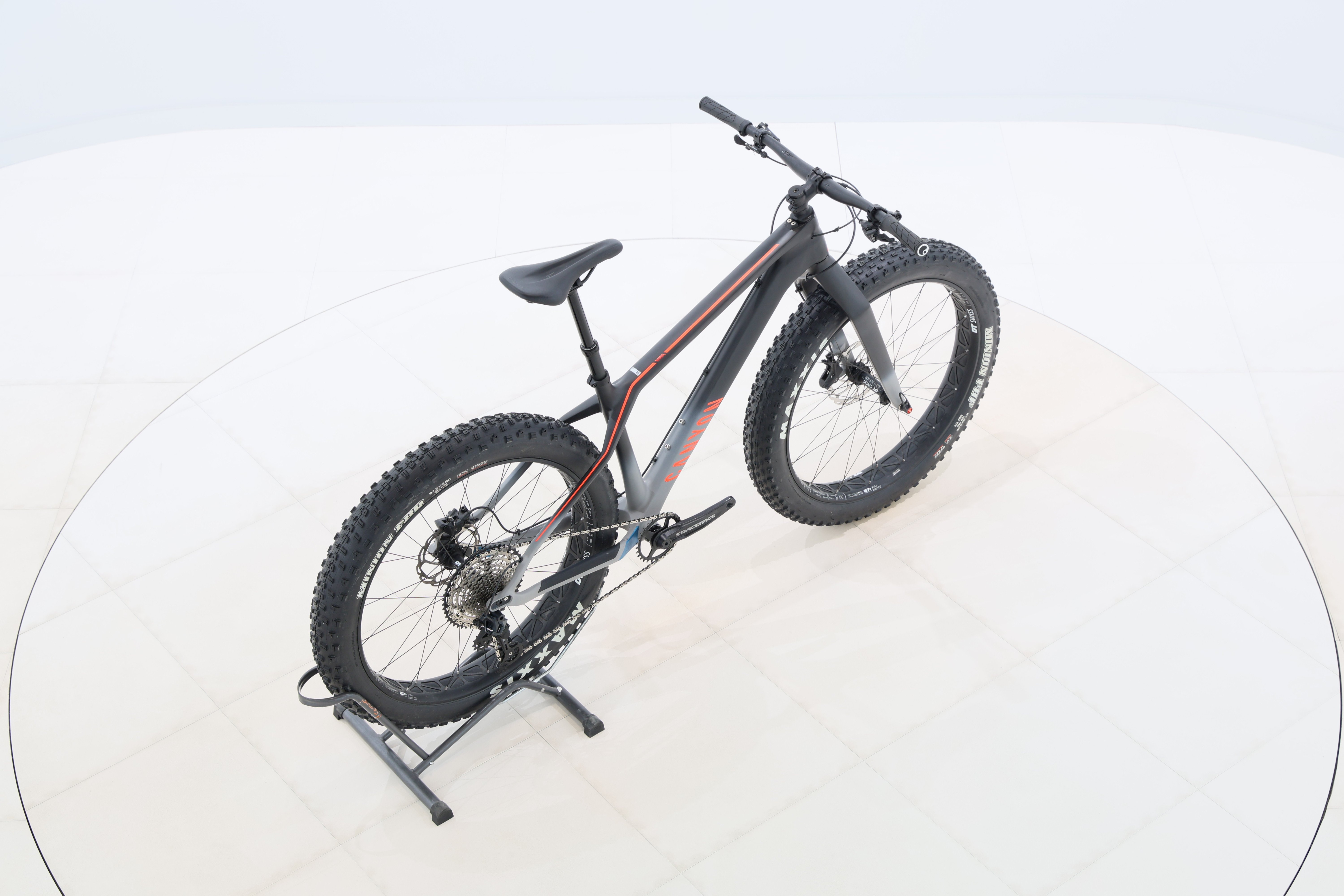 c39497de-1b7f-44de-92e0-7671fe074caf