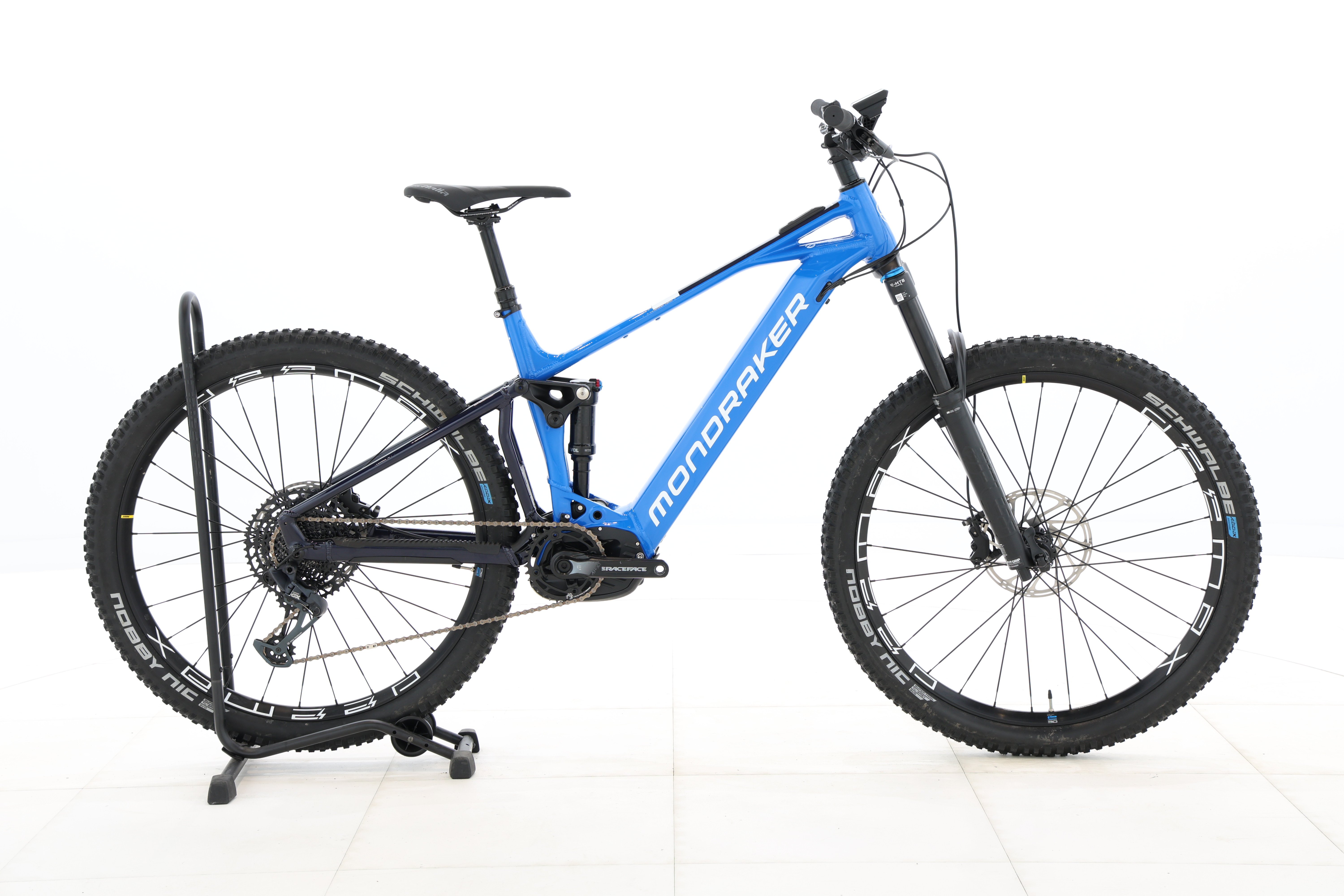 a3d44bef-877d-4629-9db9-8fcd6bc74604