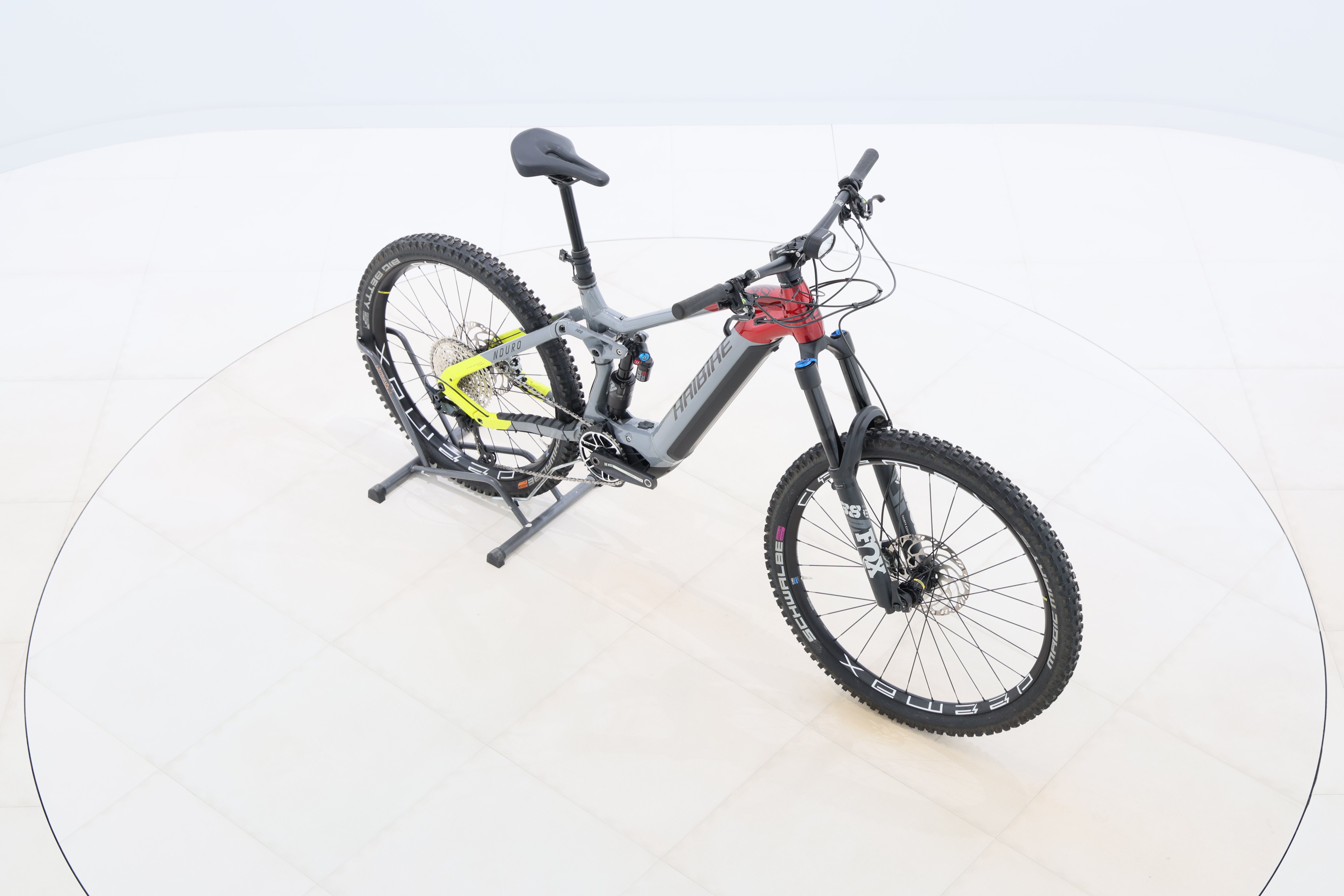 1913b9af-06f5-40b5-a795-e6559bc2187d