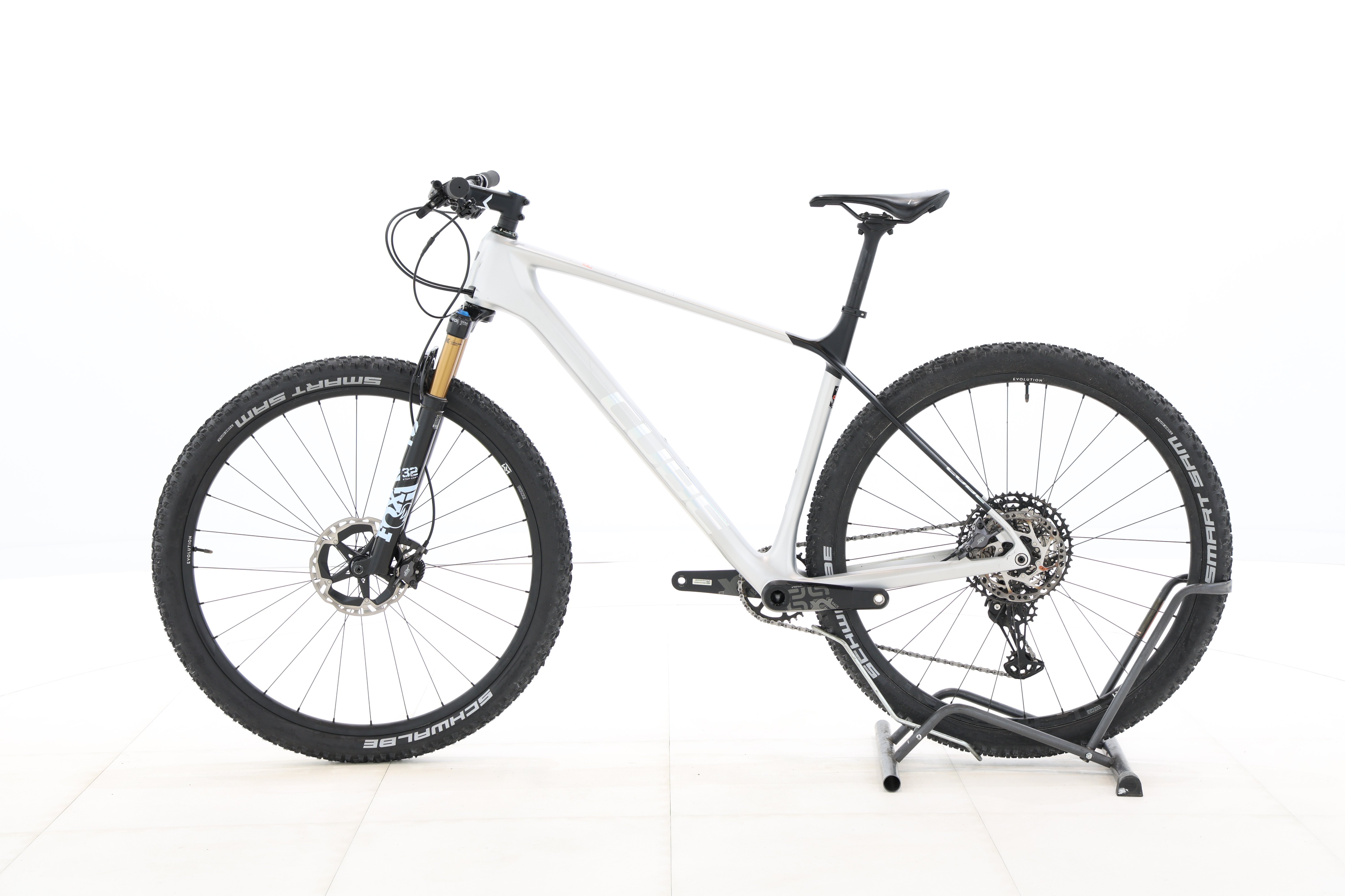 accb8be3-ee0f-4aca-982d-95d4af5bb824