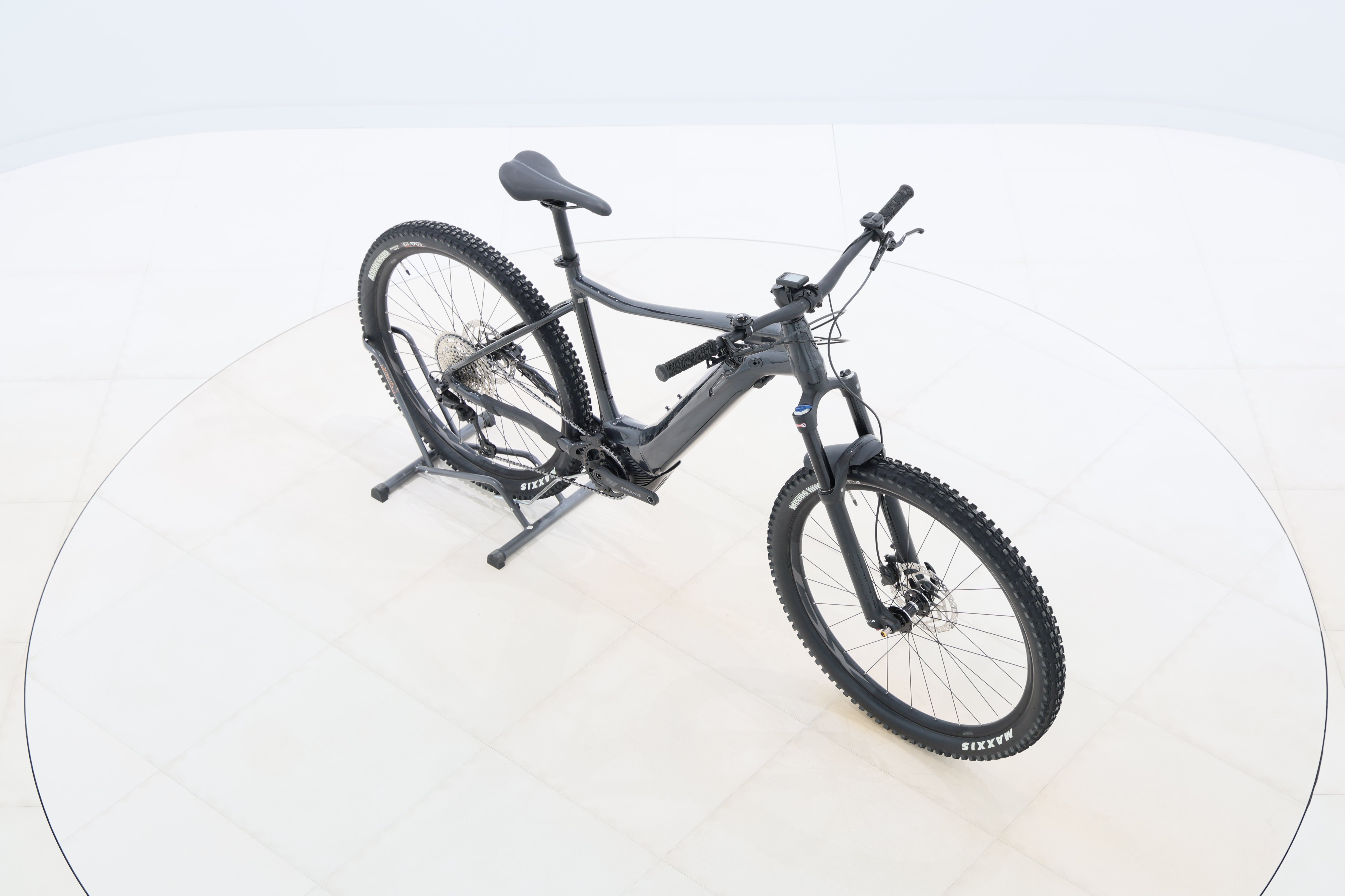 f5a0680a-055f-48a9-843a-cd1d9ca70773