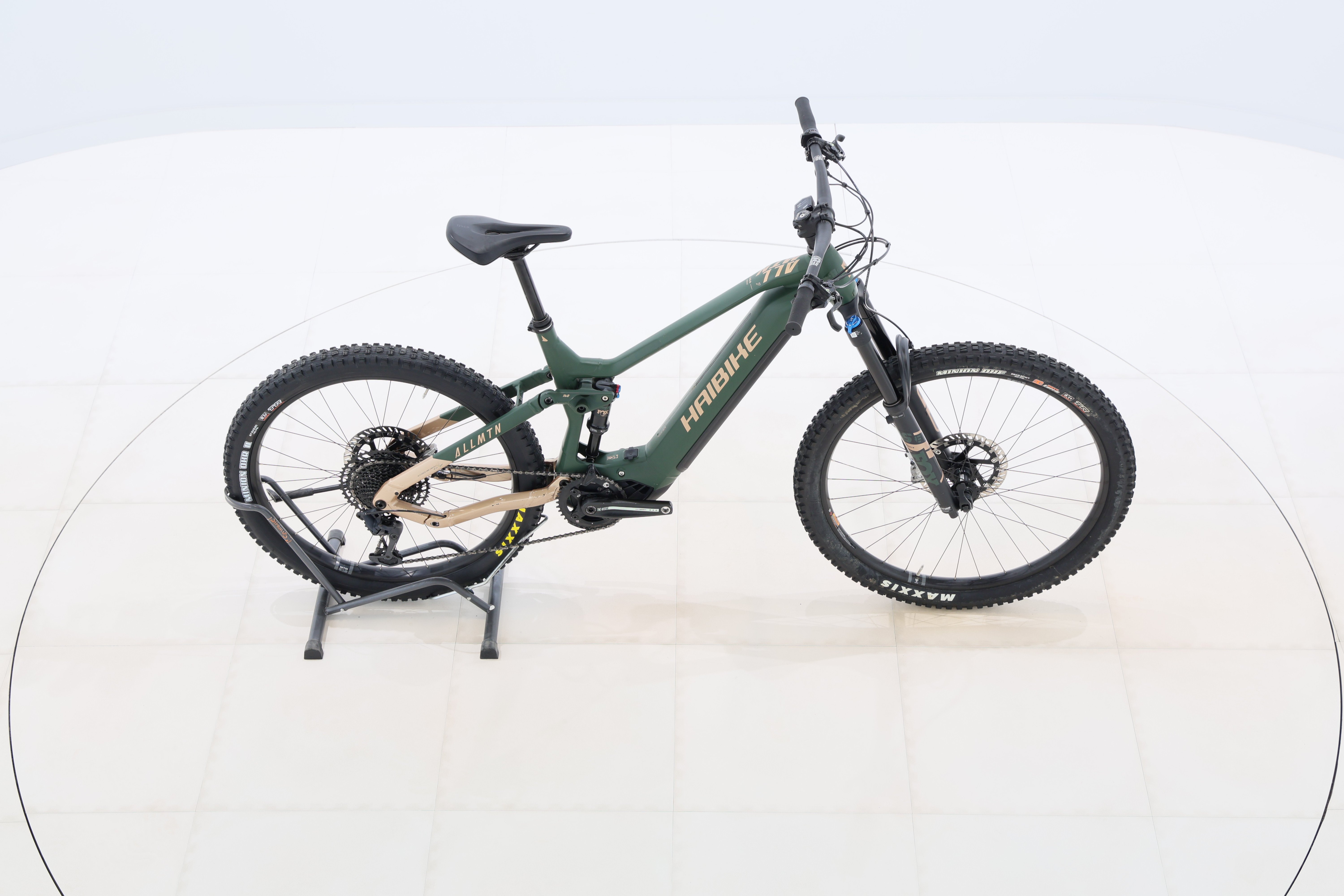 4b67a1b1-1932-4554-b000-bc136ee6e23f