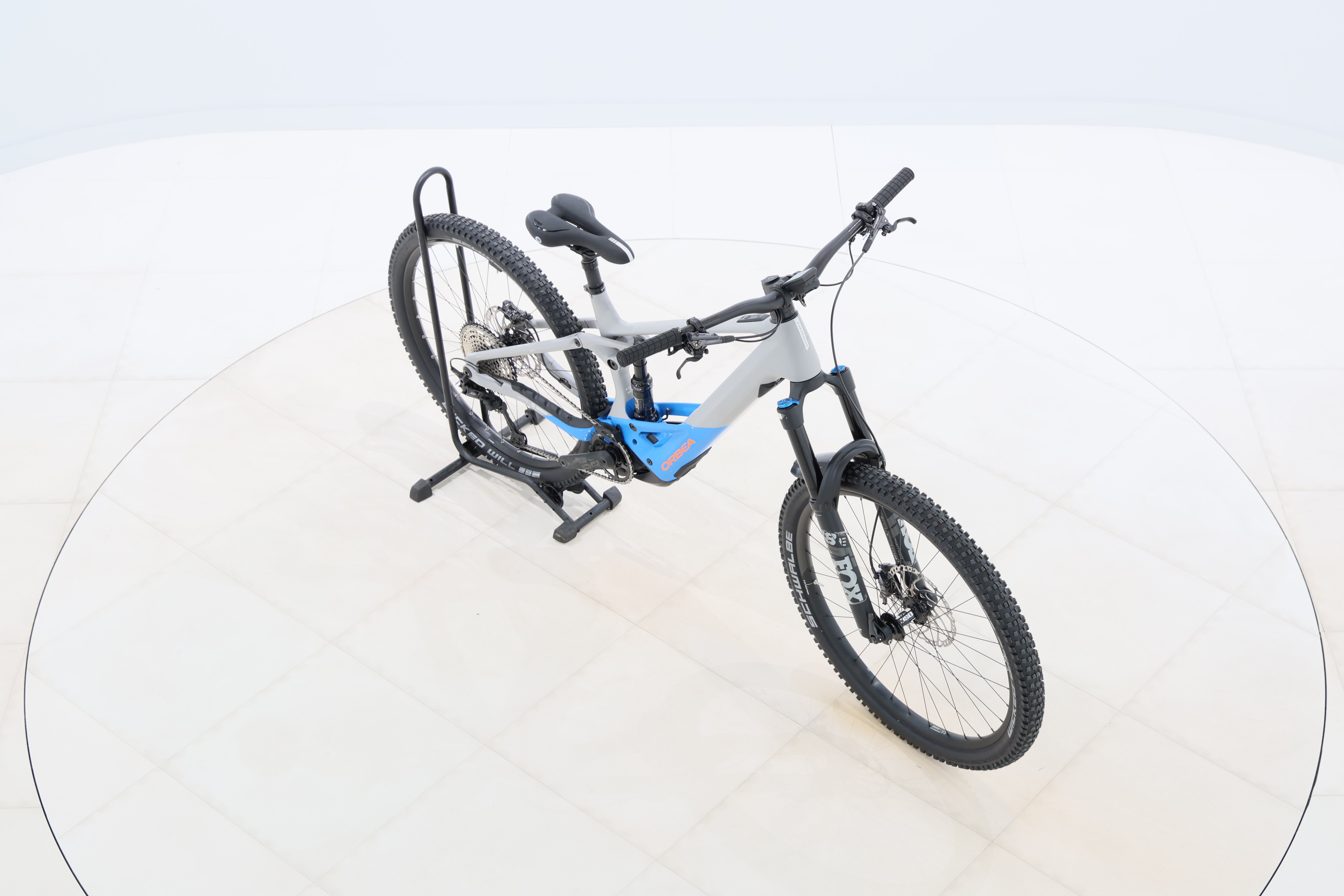 cd9bc1eb-012b-4e3d-99b0-d67bc3602e24