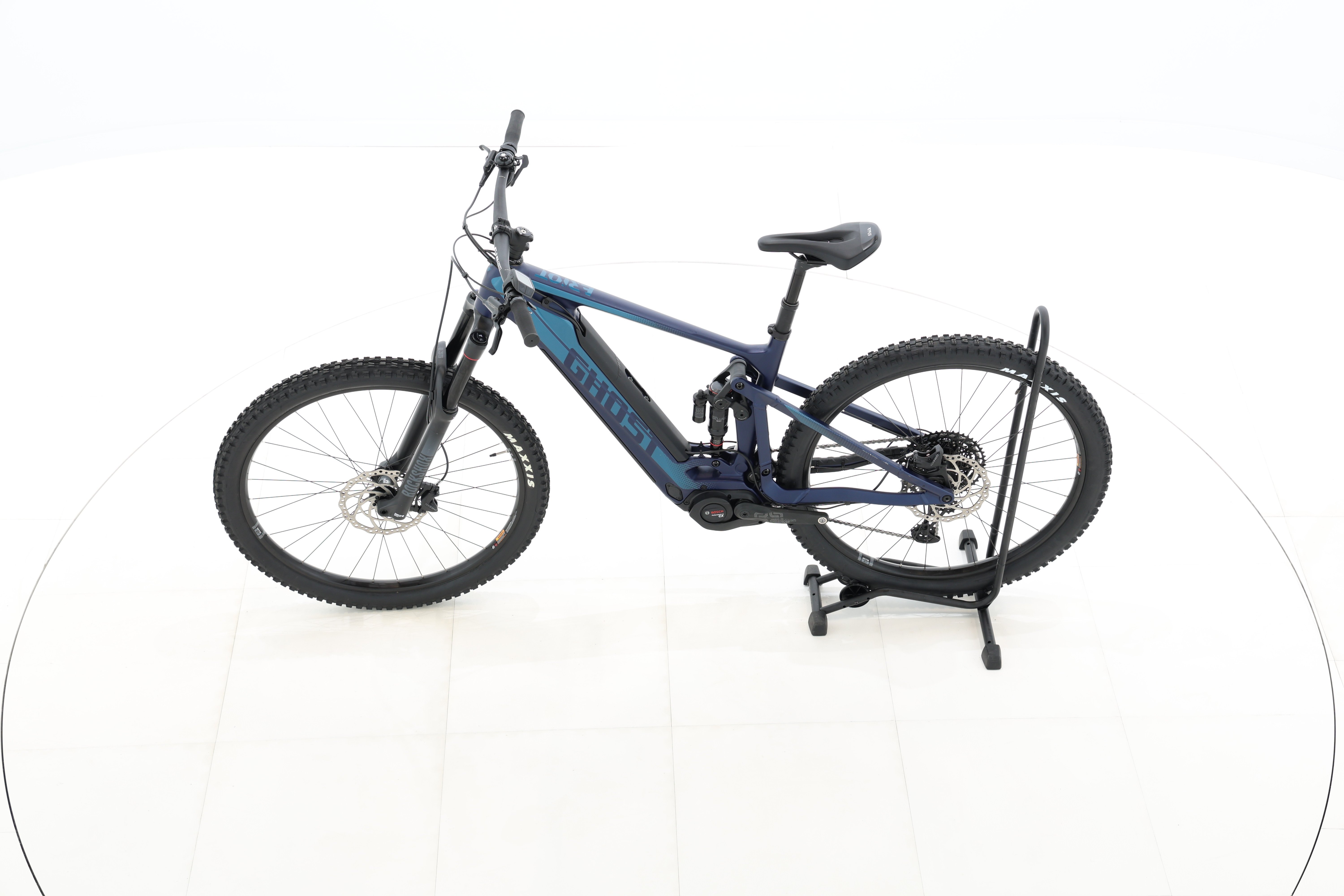 b70d77e5-310a-4562-9aa2-0b7a1d4e3f31