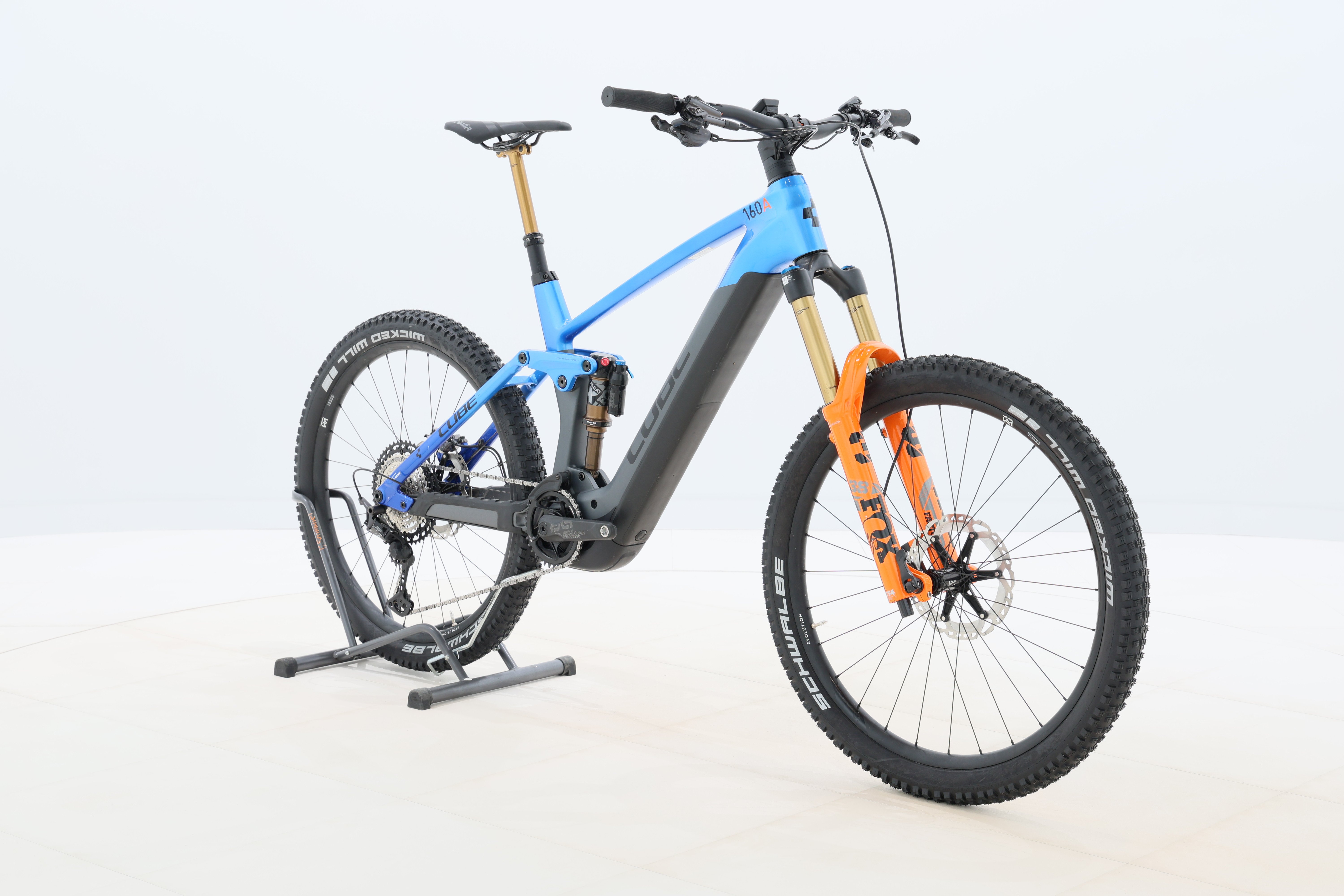 8a06948e-6826-467b-a13e-0f873f2606cd