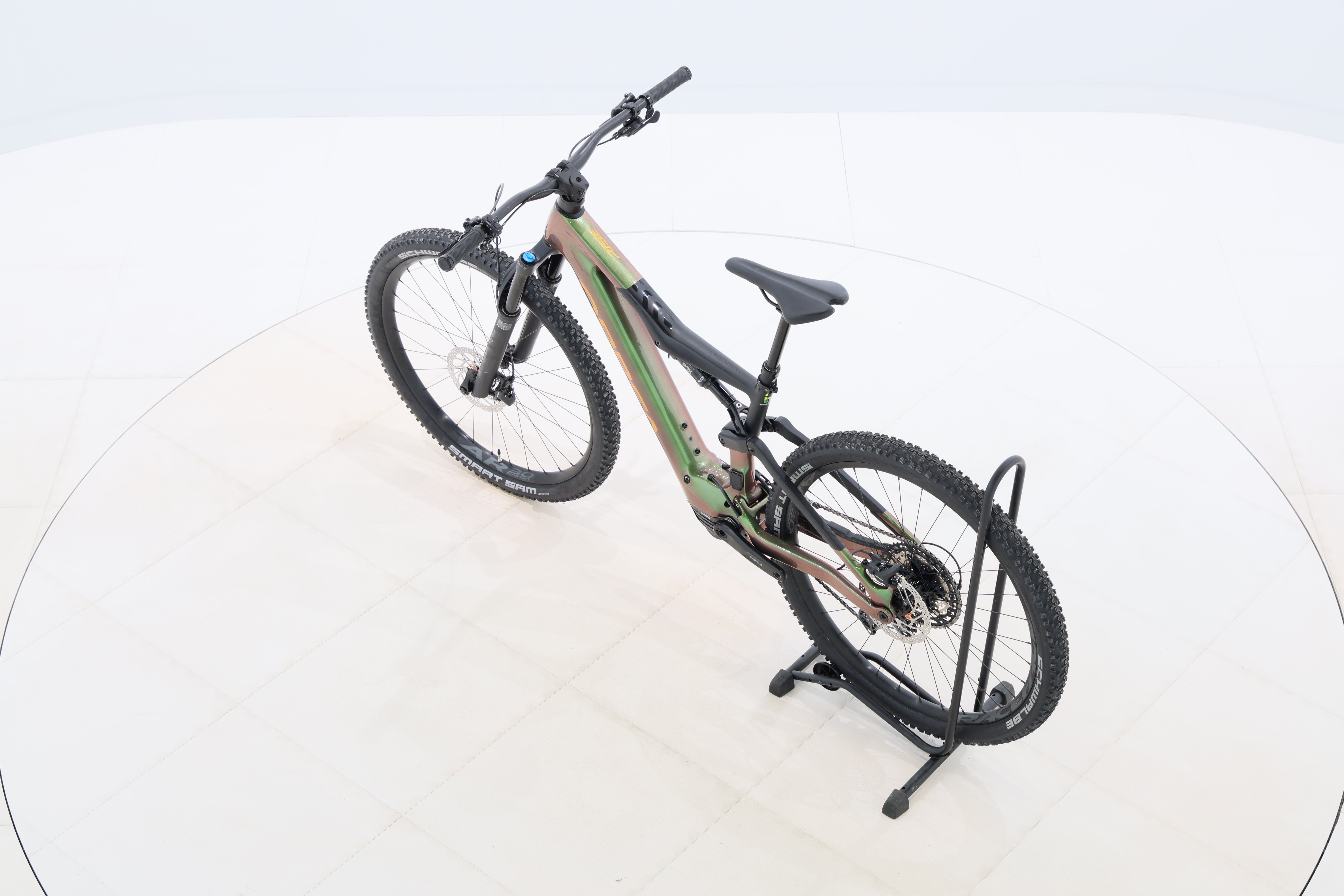 8e6301b0-de9a-4ae0-afc9-591ad698404e