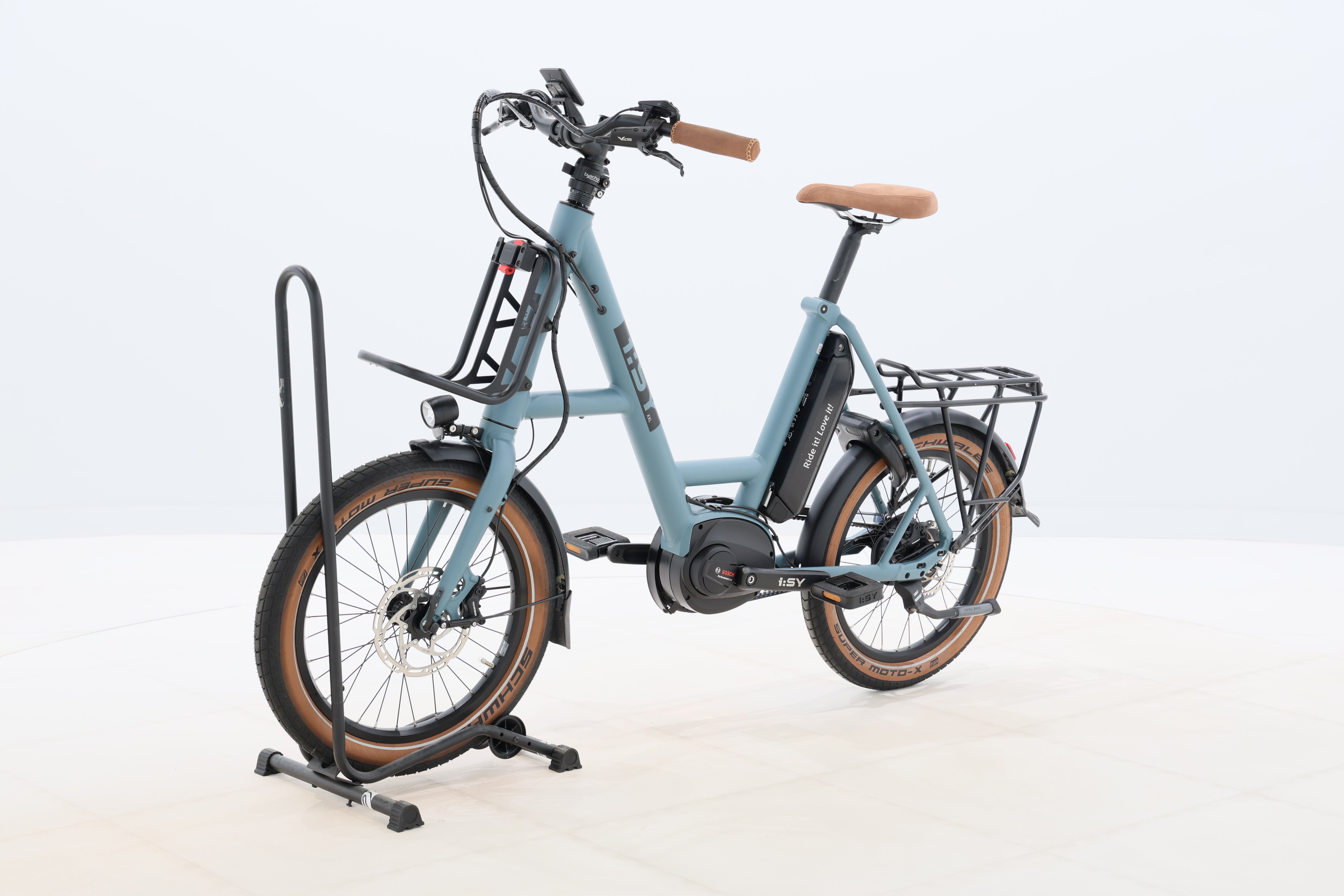 83813891-2a17-4f81-bbaf-ccc99e8baf89